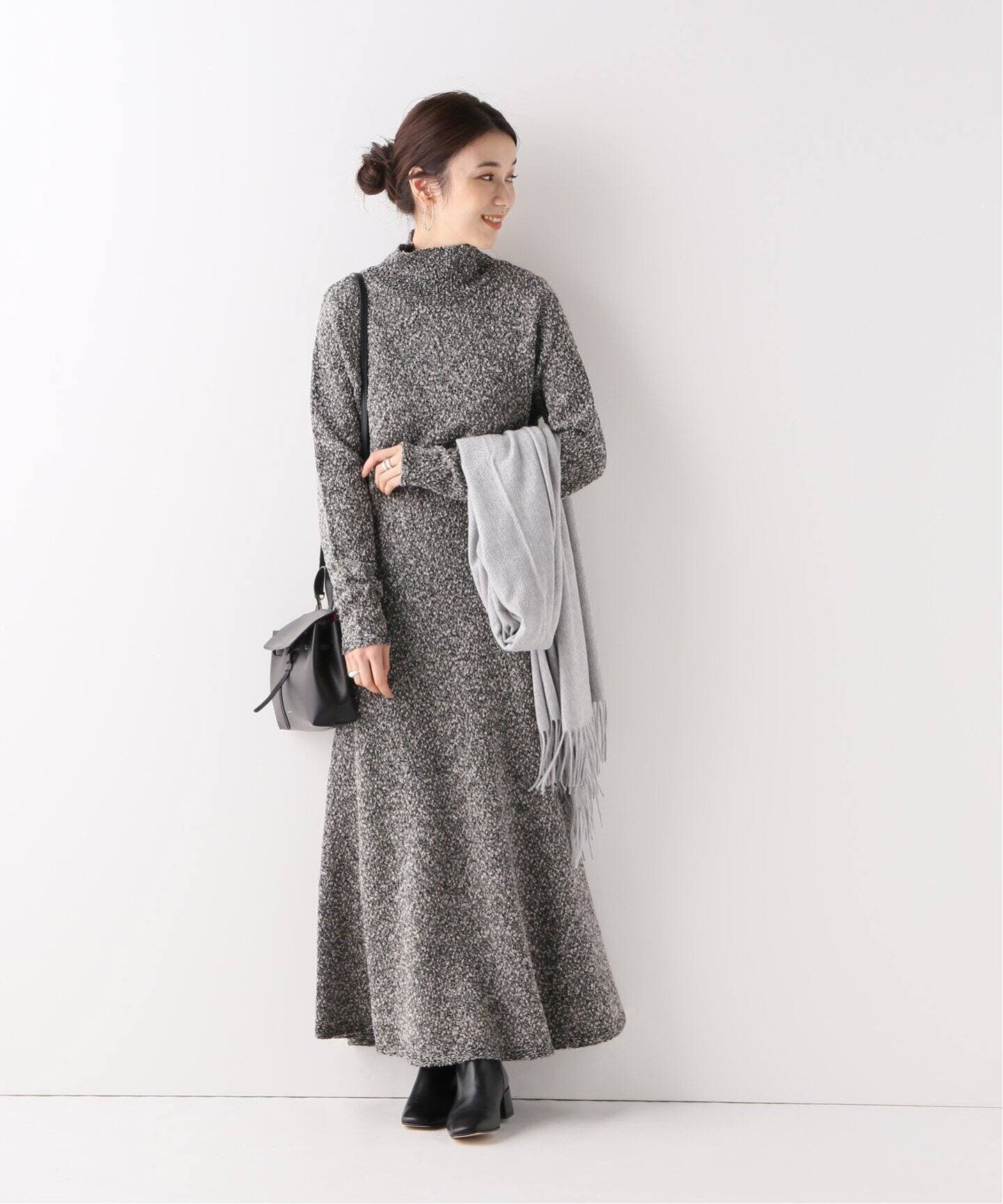 美品IENAニットワンピース 袖シープスキン黒ワンピース イエナ