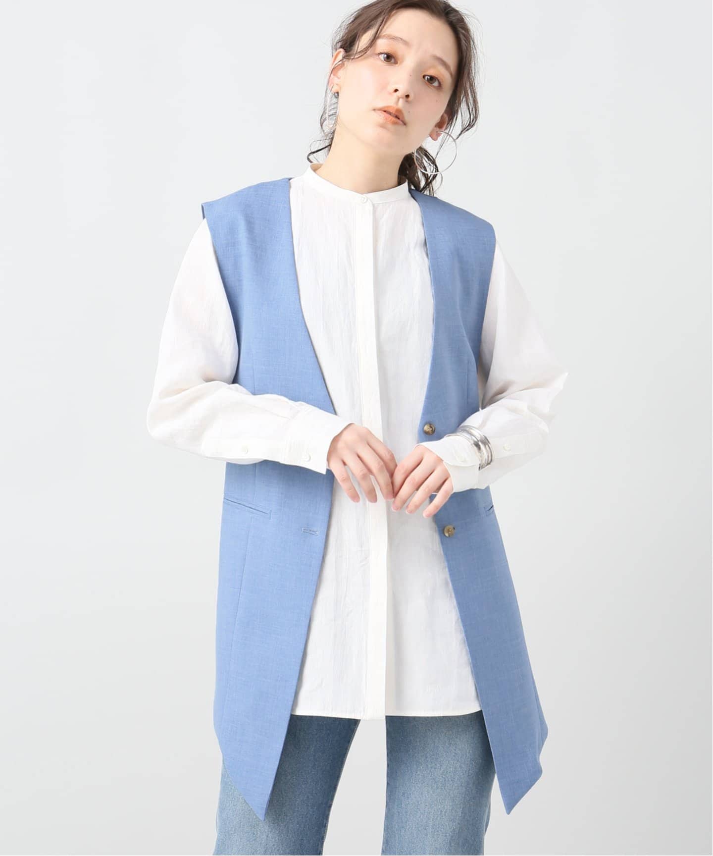 特別セーフ Uhr/ウーア】Open back Vest:：ベスト[品番：BYCW0007251]｜B.C トップス