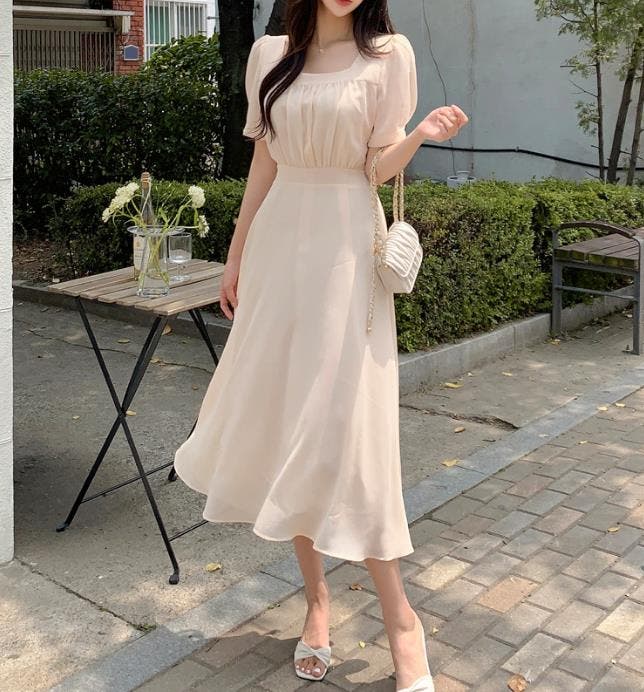 韓国　人気！（R005）バービードール　白いワンピース ワンピース【韓国ファッション】[品番：UZ000010677]｜Bifrost