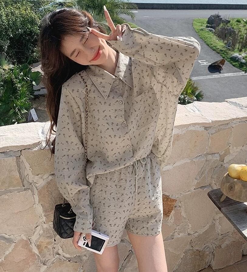 セットアップ 花柄 ショートパンツ 2ピース パフスリーブ 花柄シャツ＆ショートパンツ セットアップ[品番：UZ000010849