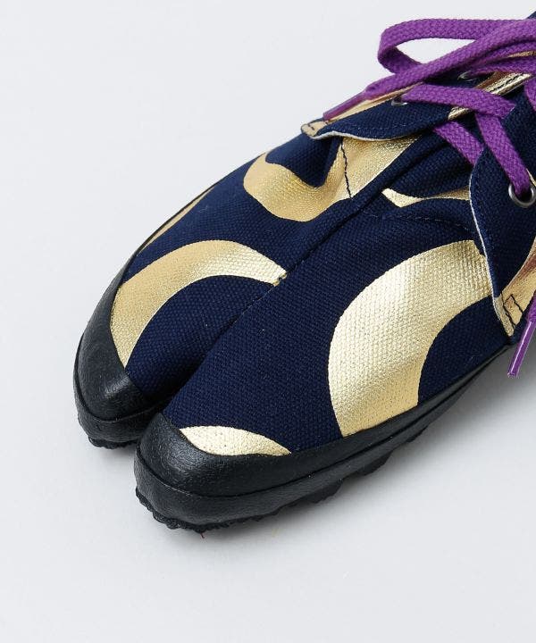 カヤ】金の月夜 紐地下足袋[品番：ACNW0030450]｜アミナコレクションの