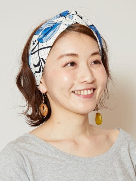 即日発送❣️GUCCI 花柄 ヘアバンド フリーサイズ 即日発送❣️GUCCI 花柄 ヘアバンド フリーサイズ GUCCI 花柄 ヘア