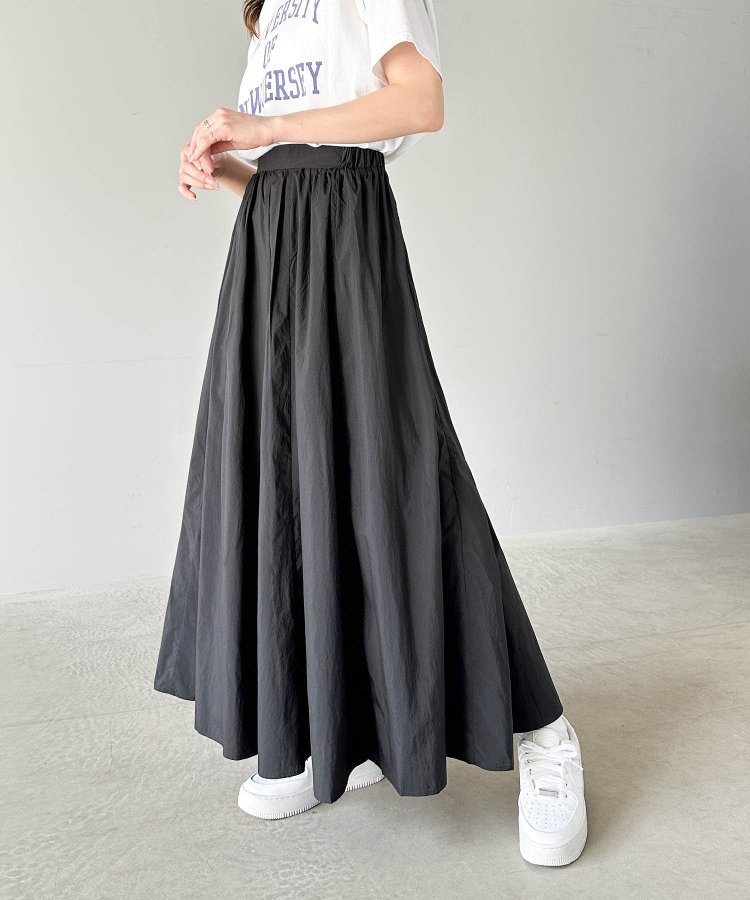 愛され、胸キュン。超軽量シアーナイロンフレアスカート[品番