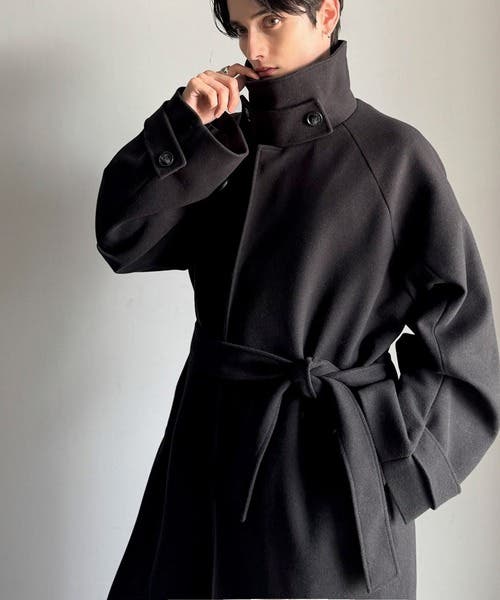 魅せ方、自由自在。襟2way比翼仕立てニットメルトンスタンドステン