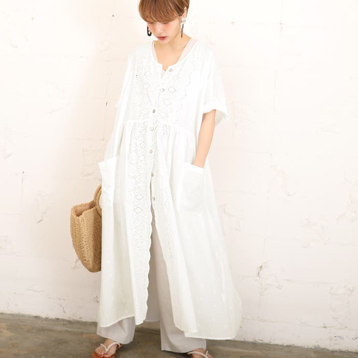 Vネック 刺繍入り 半袖 コットンワンピース Clothilde ☆ SUNCOO Vネック 刺繍入り 半袖 コットンワンピース Clothilde ☆ SUNCOO