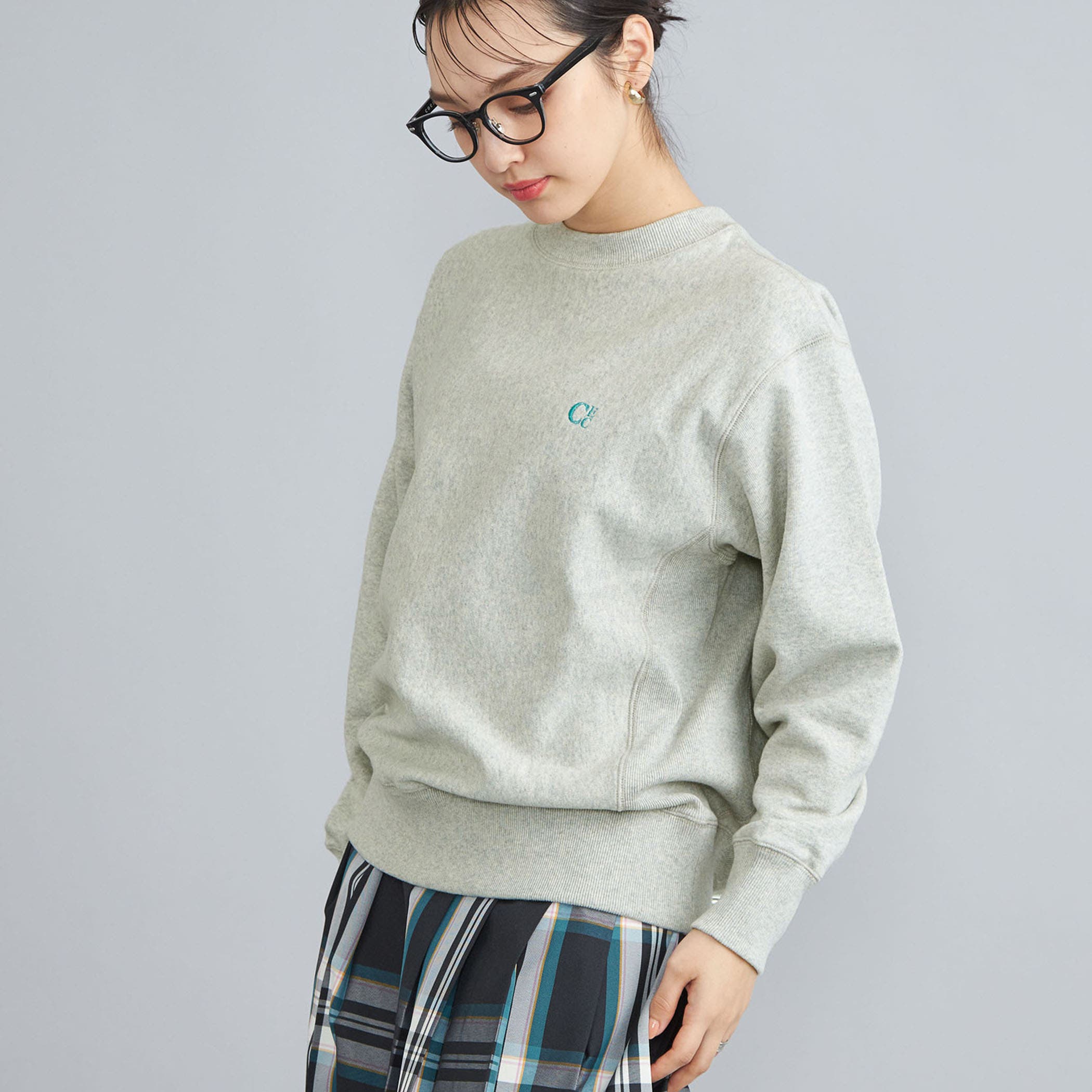 Herno ロゴ刺繍 クルーネック スウェット ネイビー MAY企画/ユニセックス】ワンポイントロゴ刺繍クルーネックスウェット