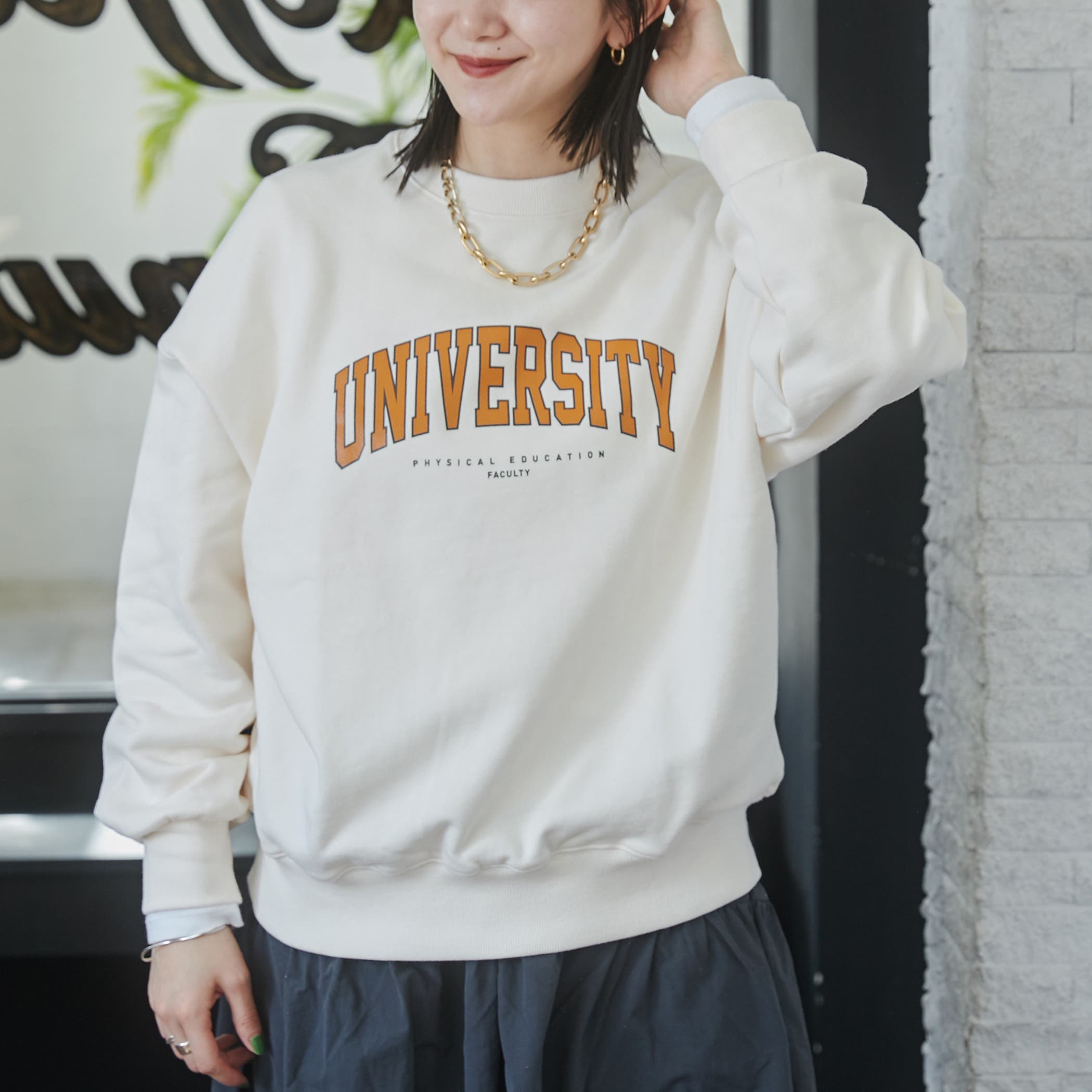 CPCM tシャツ 落書き刺繍カレッジロゴスウェット レディース