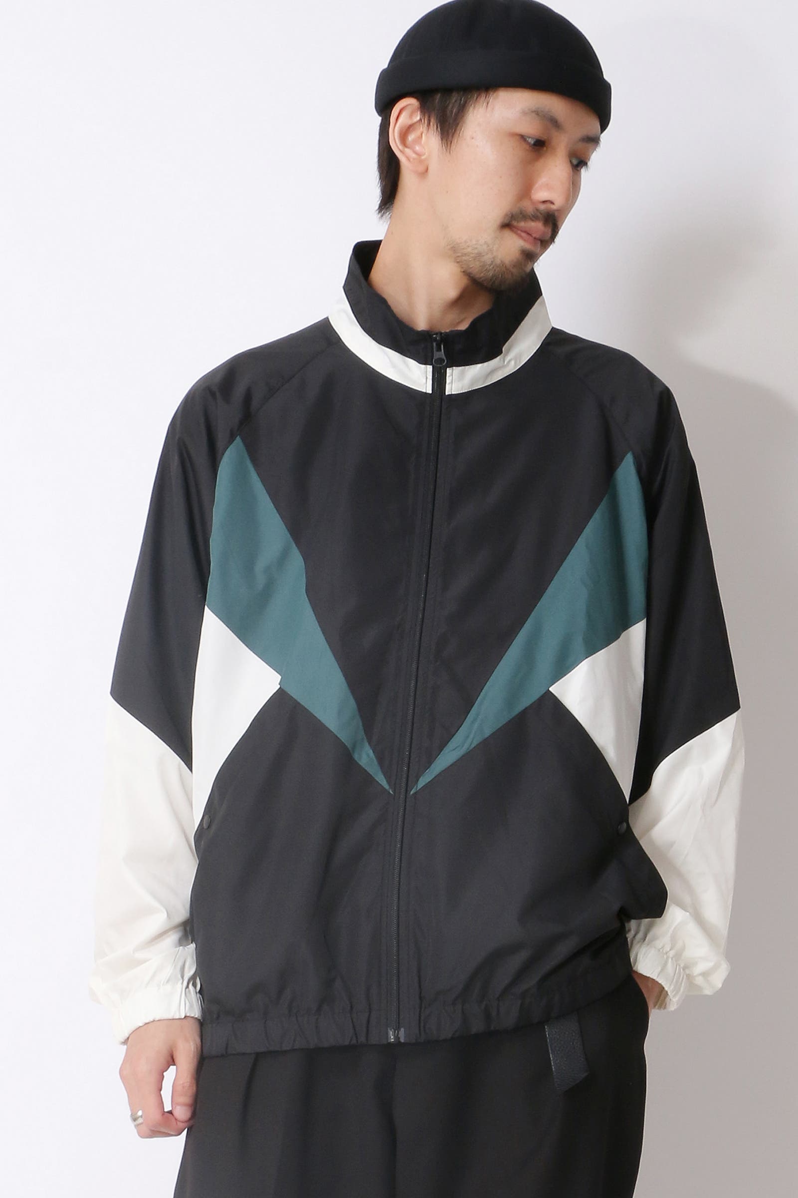 切り替えトラックジャケット[品番：IKAW0000321]｜ikka （イッカ）の