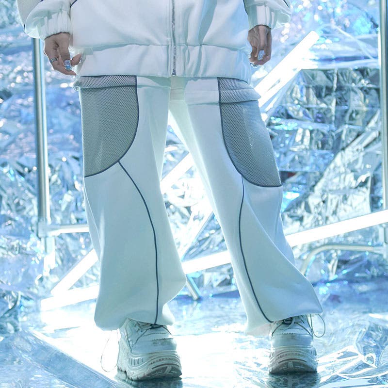 𝐌𝐀𝐘𝐋𝐀 (マイラ) 「体温が2℃あがる」ファッションブランド