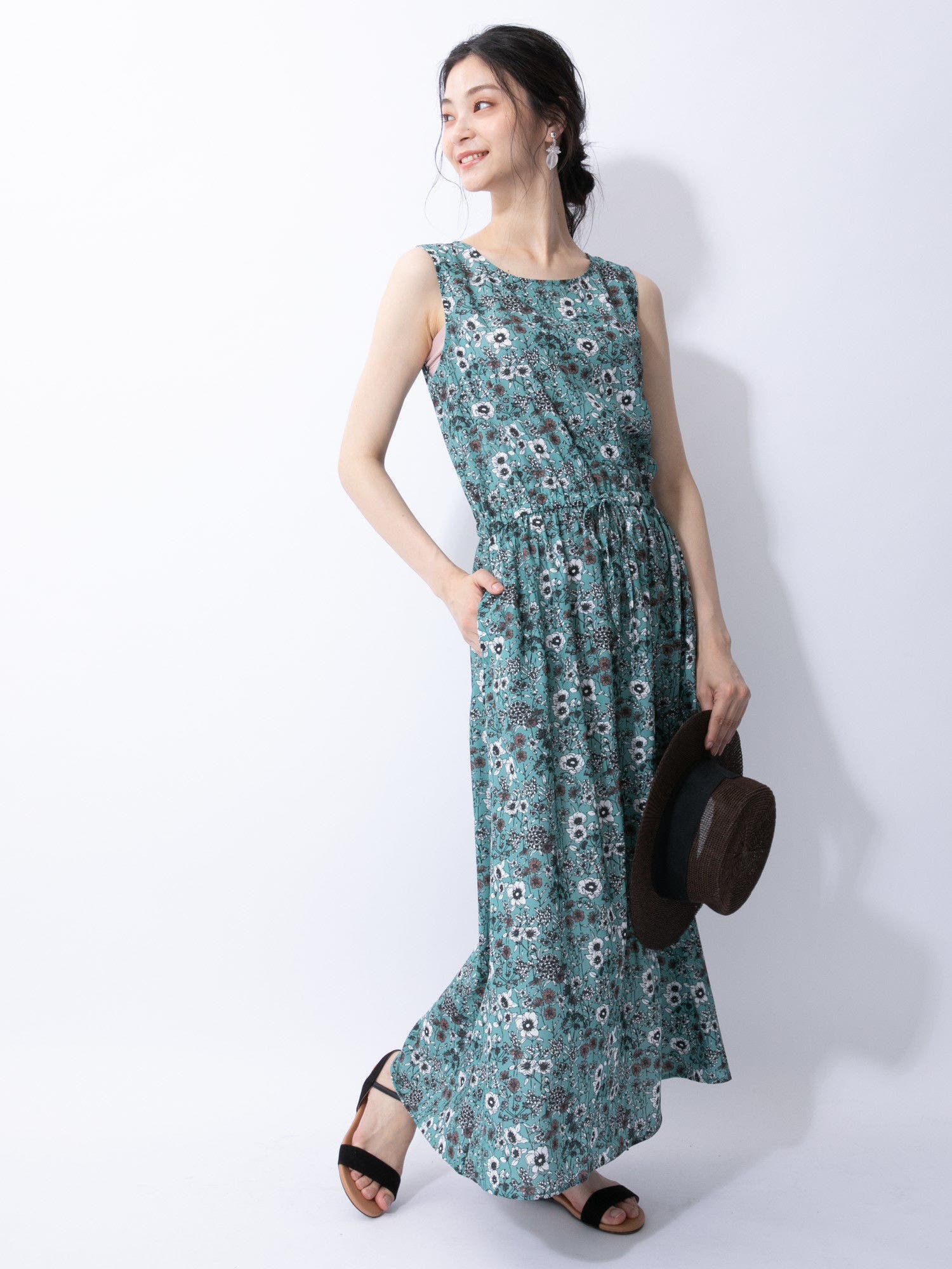 花柄　ノースリーブワンピース　by パラスパレス　グリーン 美品☆パラスパレス ノースリーブ 花柄 ロングワンピース