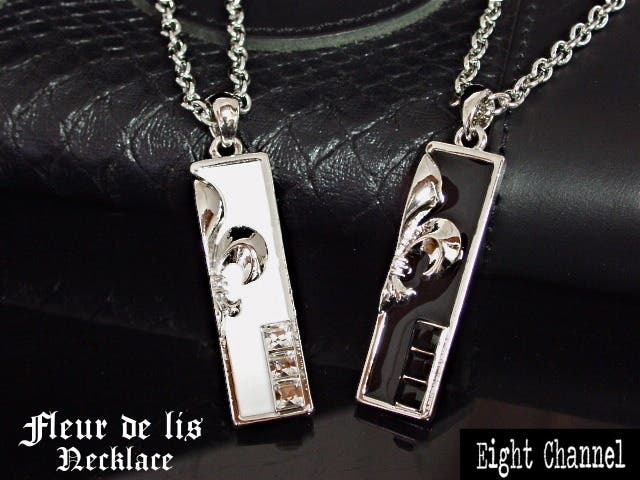 CATS 5点、百合Tシャツ3種 ネックレス 百合ブレスレット Crescent Moon 三日月とネコ シルバーブレスレット Angel Friends 未来