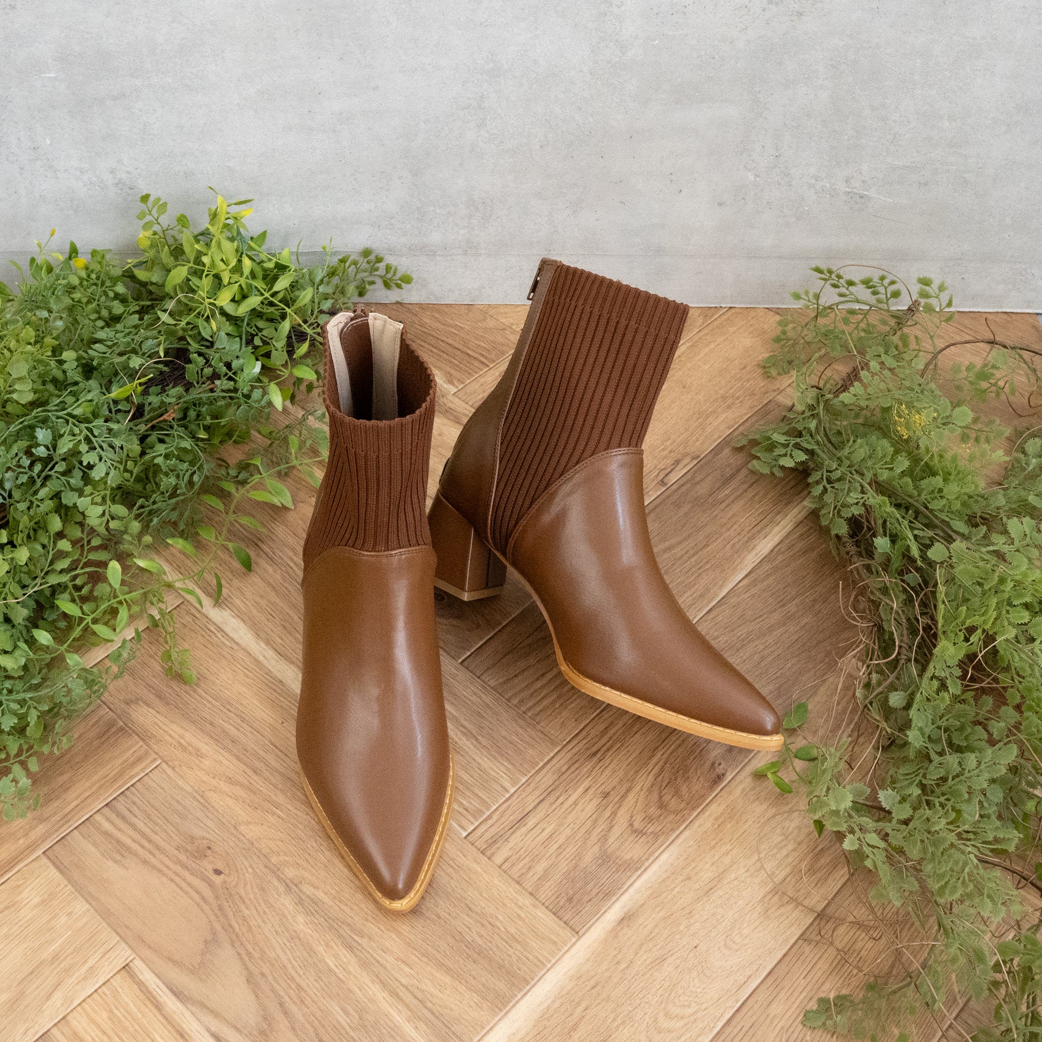 ポインテッドニットショートブーツ[品番：FBBS0010104]｜FABBY
