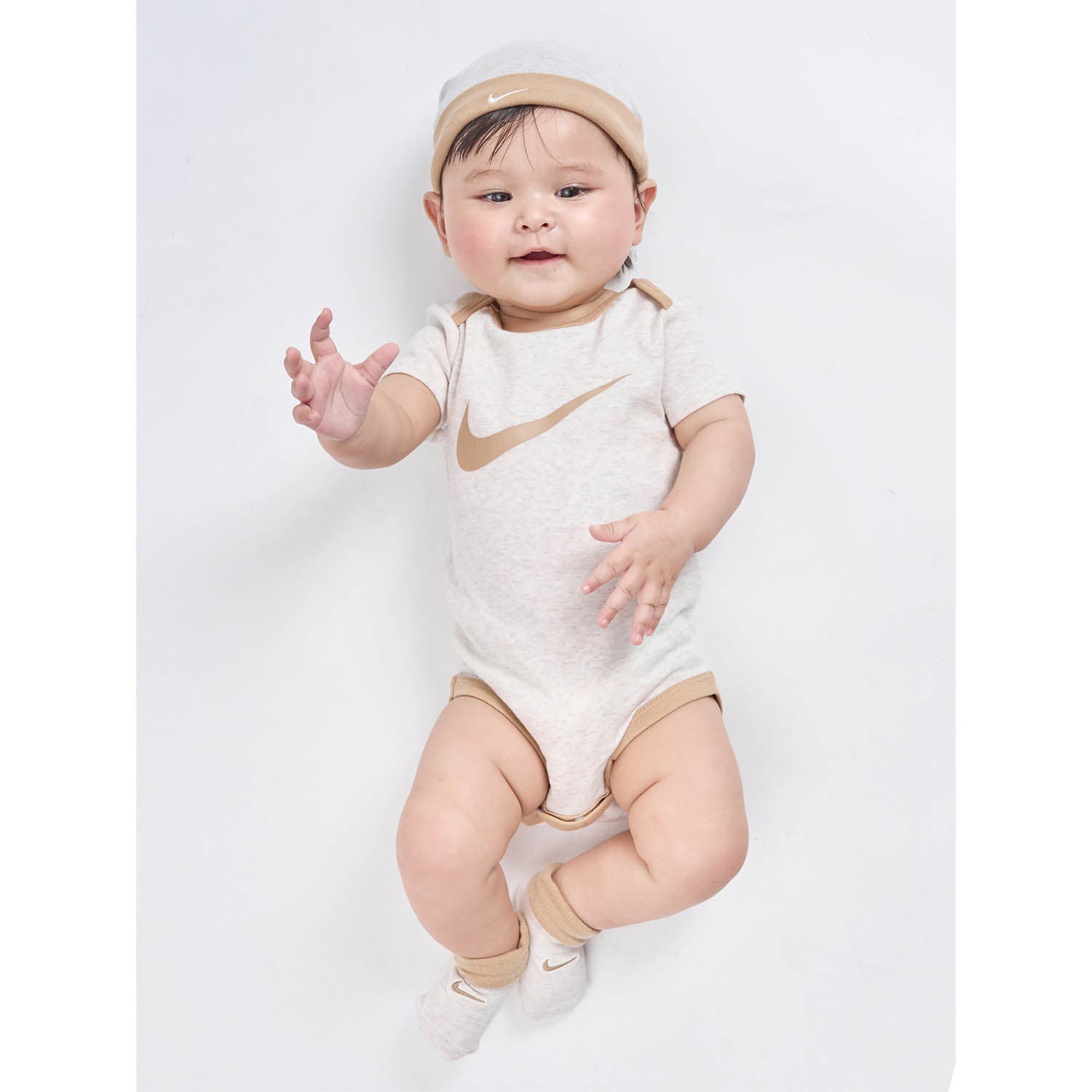 ★新春福袋2025★ ベビー KIDS NIKE[品番：FDRK0008576]｜ROOKIE セット商品 ロンパース・カバーオール