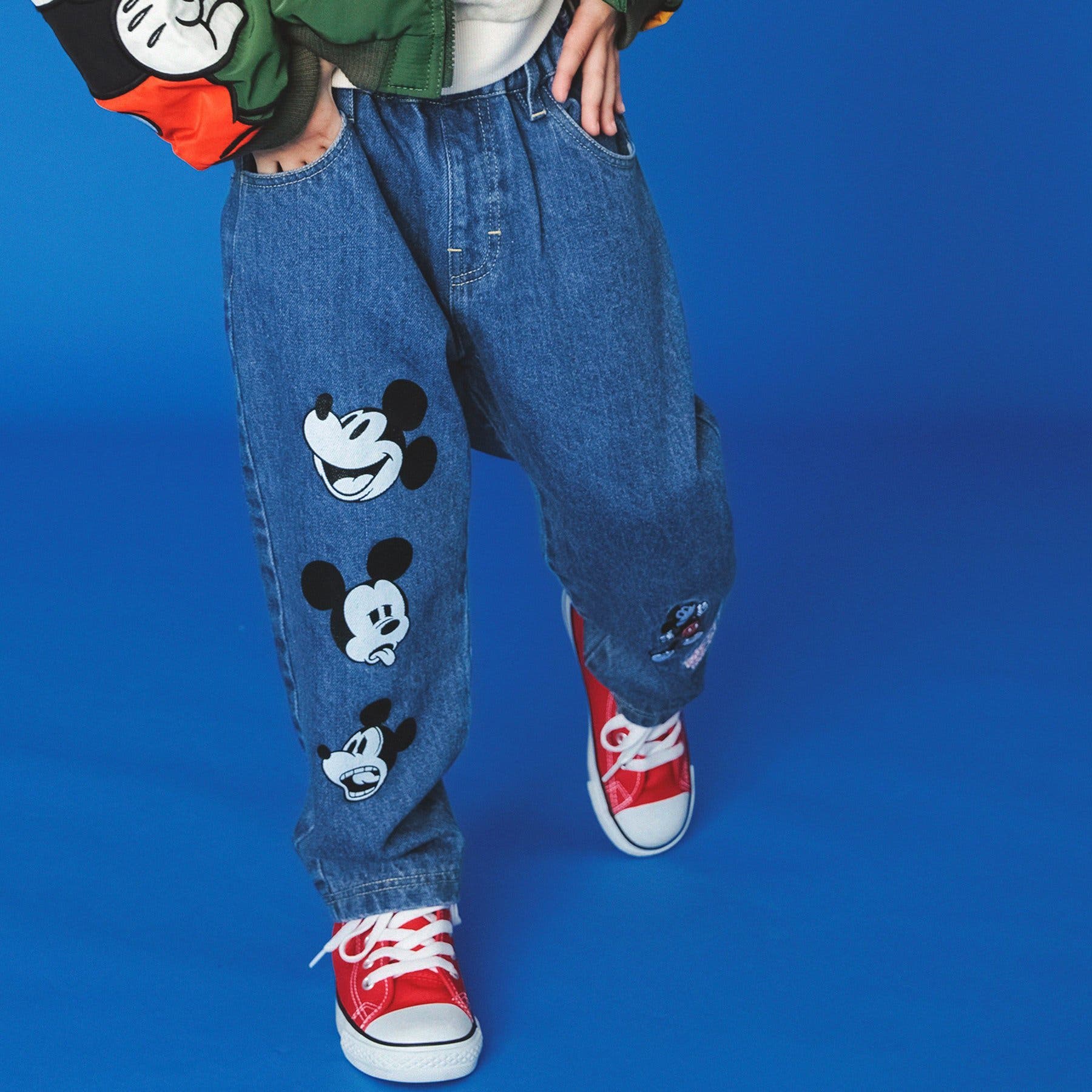 moussy×Disney 　ディズニー　デニムパンツ　希少　ディズニーランド moussy×Disney ディズニー デニムパンツ 希少 ディズニーランド