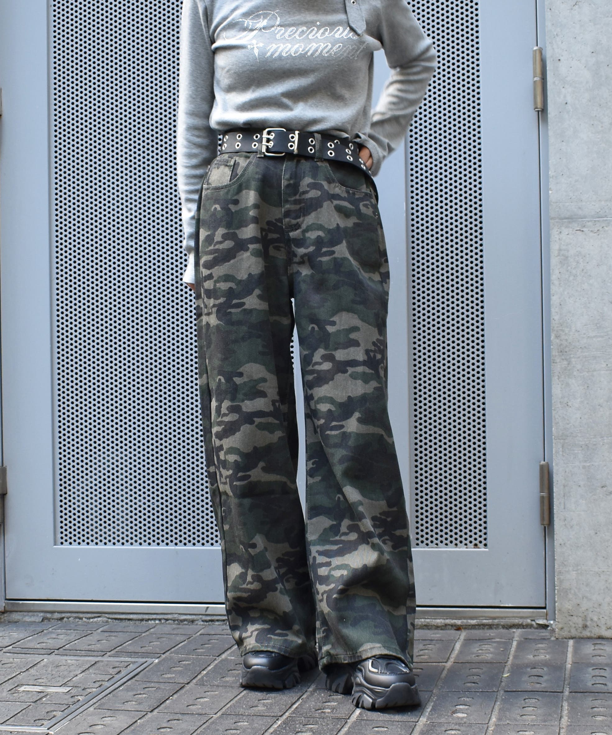 カモフラワイドパンツ[品番：TRNW0001990]｜FUN（ファン）のレディース