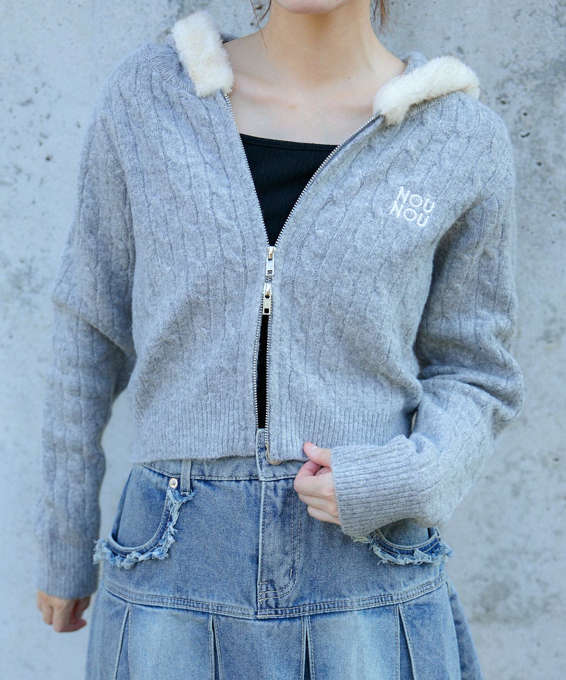 美品　G/FOREジーフォア レディース　ジップパーカー ケーブル編みとファーの最強コンビ♪刺繍入りWジップパーカー[品番