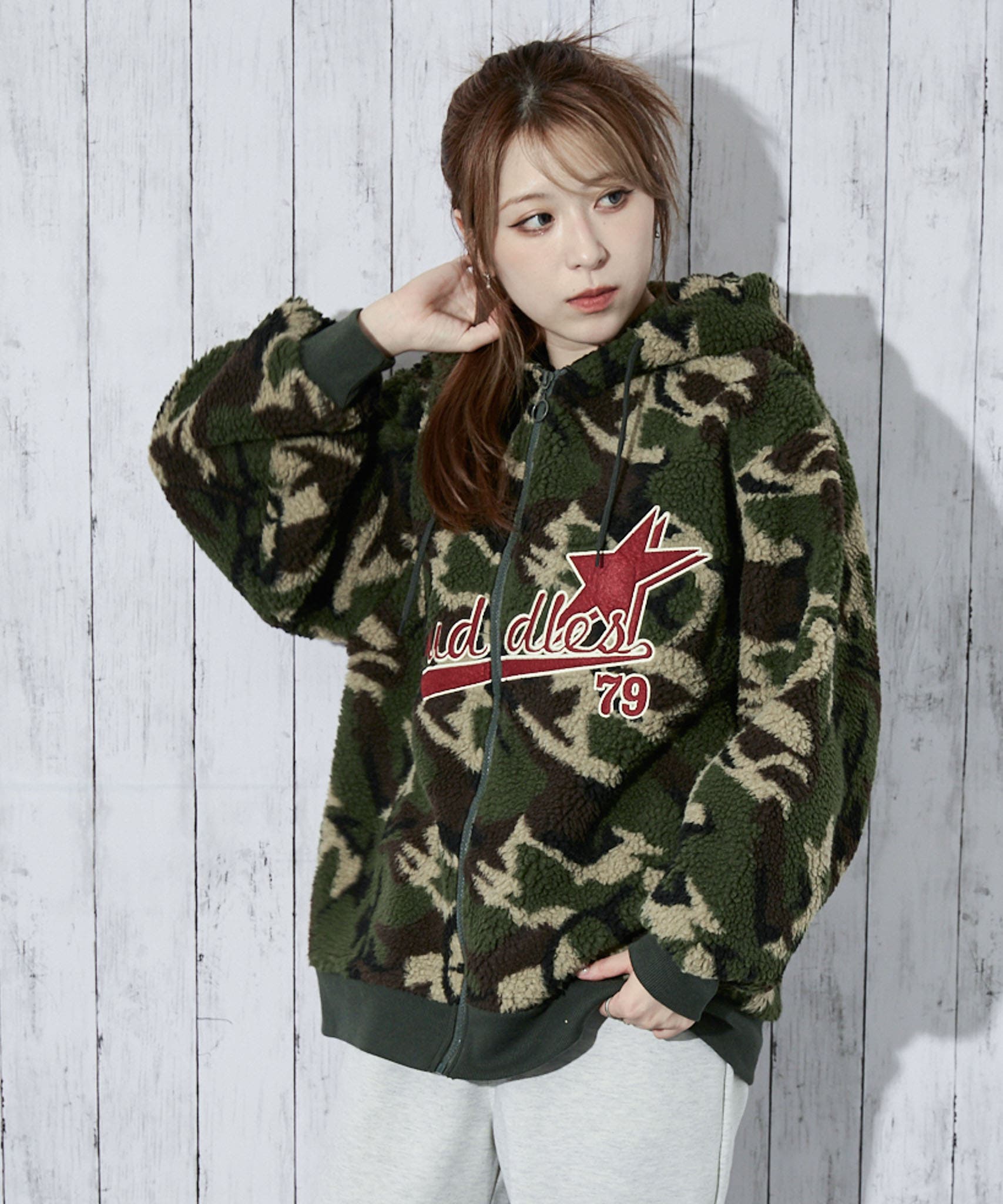 カレッジロゴ×ボア》レディース ジップパーカー ビッグシルエット 秋冬