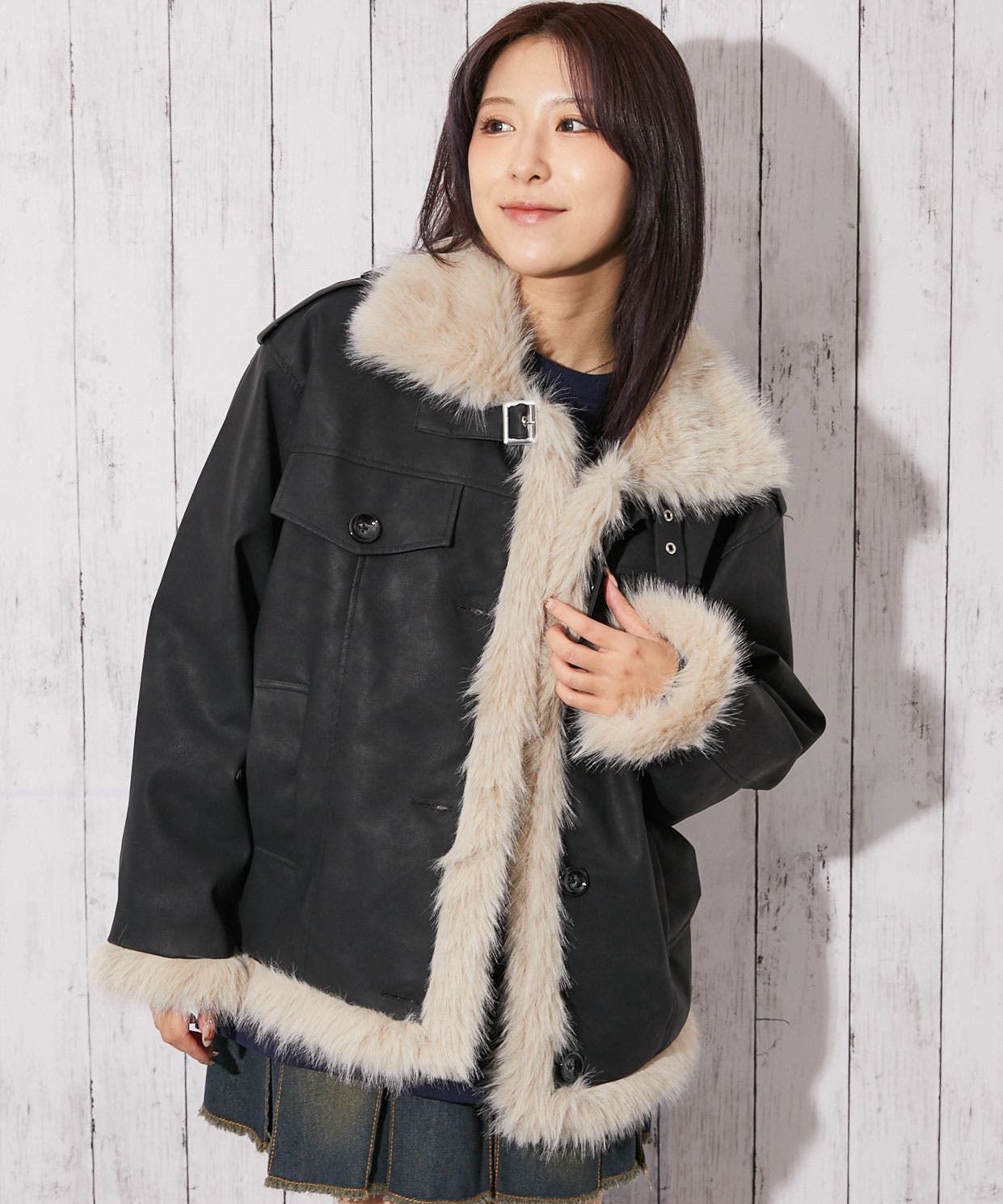 フェイクレザー×ファー切替》レディース ボタン留め ミドル丈ブルゾン