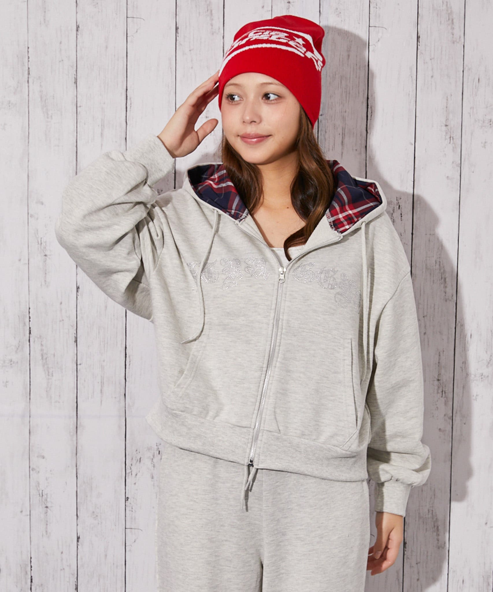 裏地柄フード×キラキラロゴ》ショート丈ジップパーカー[品番