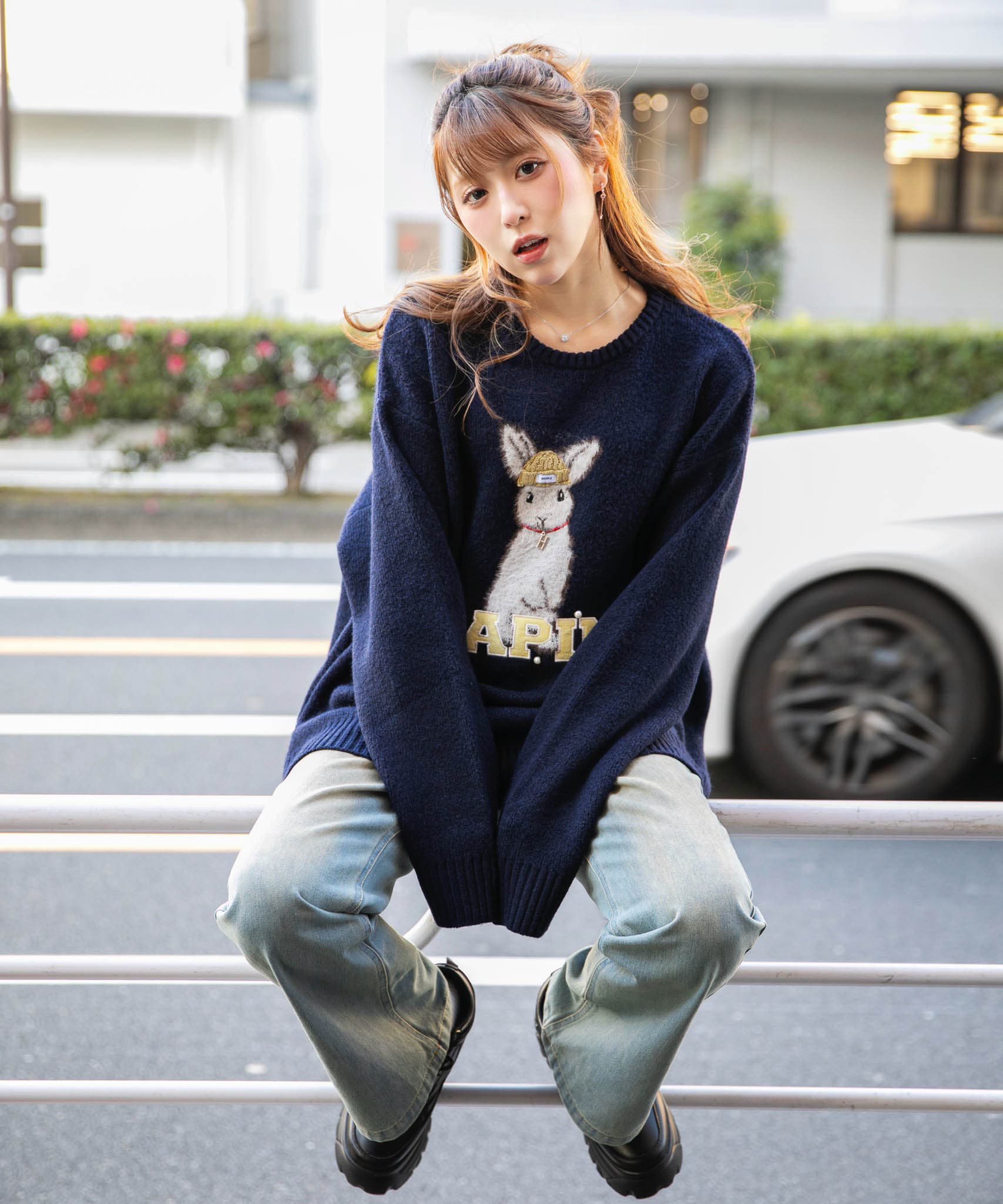 ニット×ウサギ×帽子モチーフ》パール×チャーム付きニット／秋冬[品番