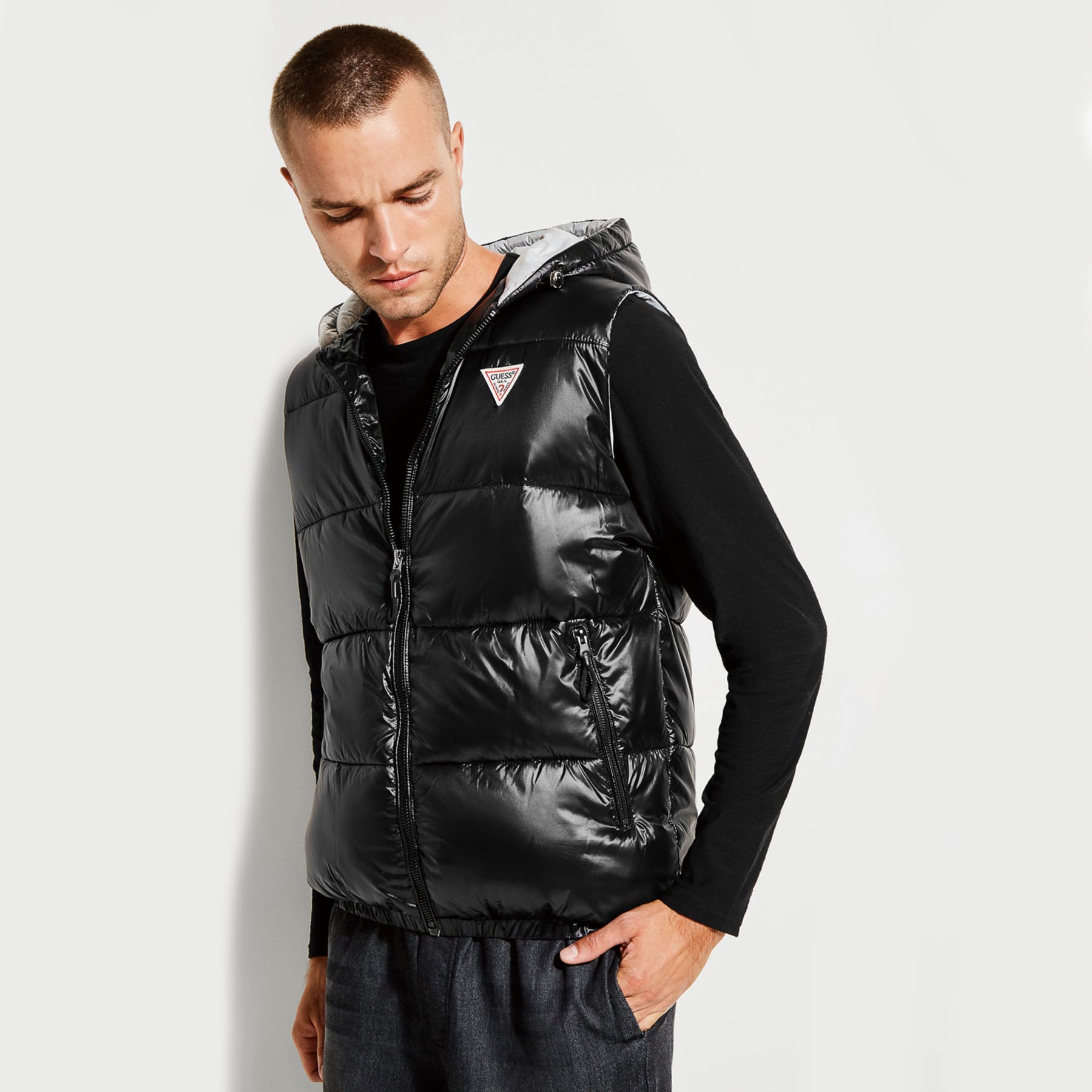 GUESS] LOGAN HOODED PUFFER VEST[品番：GUEW0002551]｜GUESS【MEN 