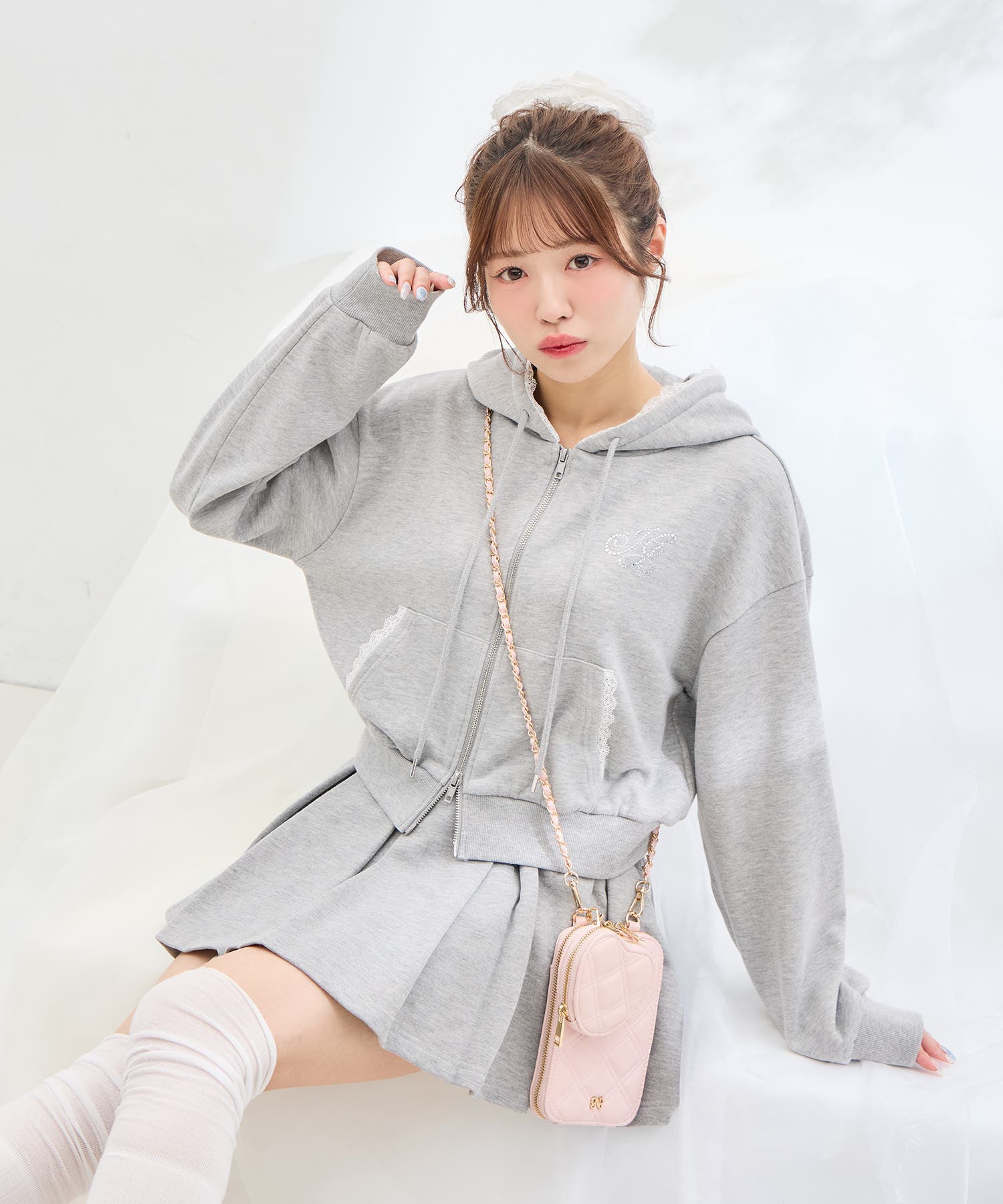 レース付胸ロゴ裏毛ショートZIPパーカー[品番：INGW0011415]｜INGNI