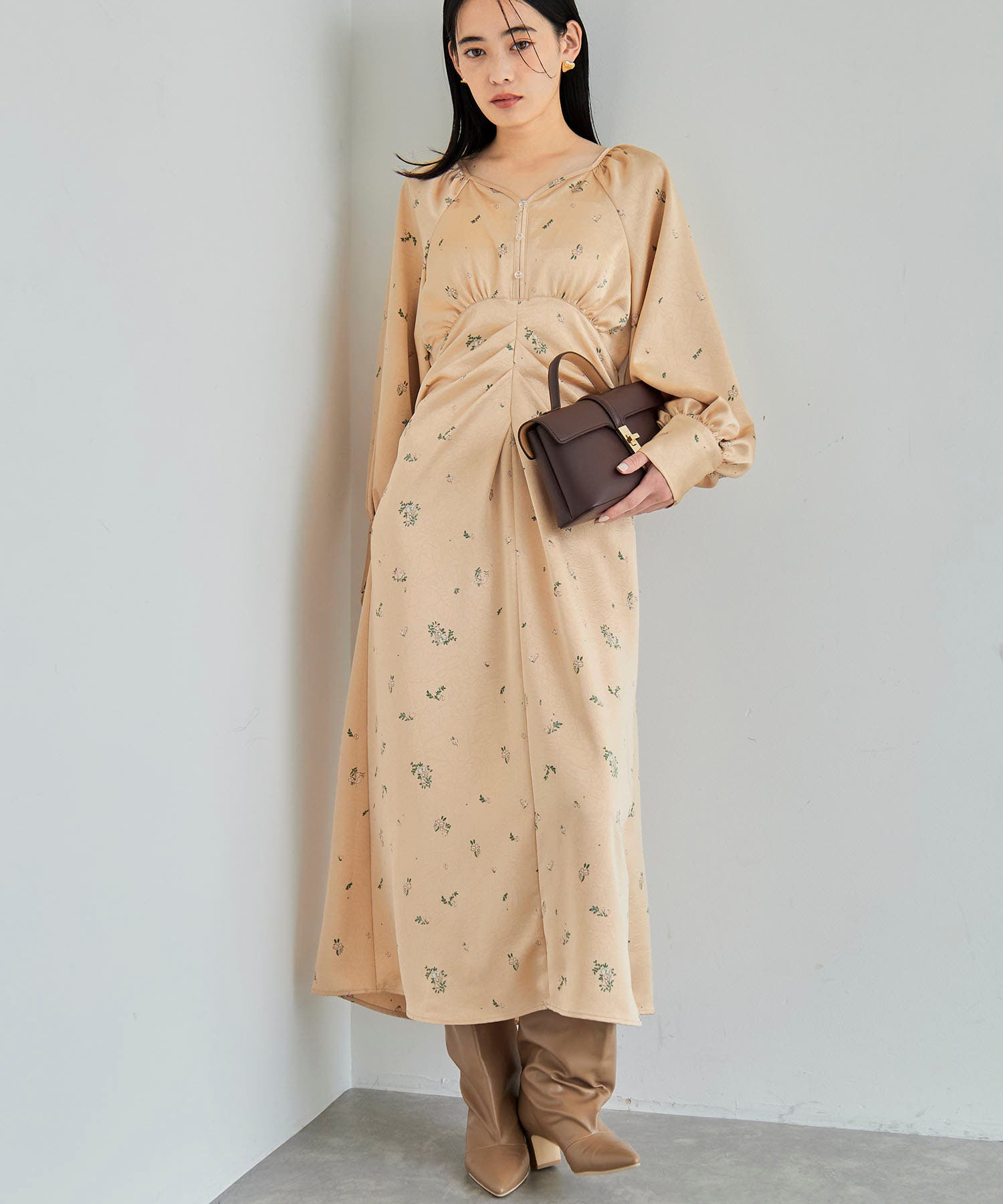 オリジナル花柄クリンクル加工ワンピース[品番：VISW0045957]｜VIS