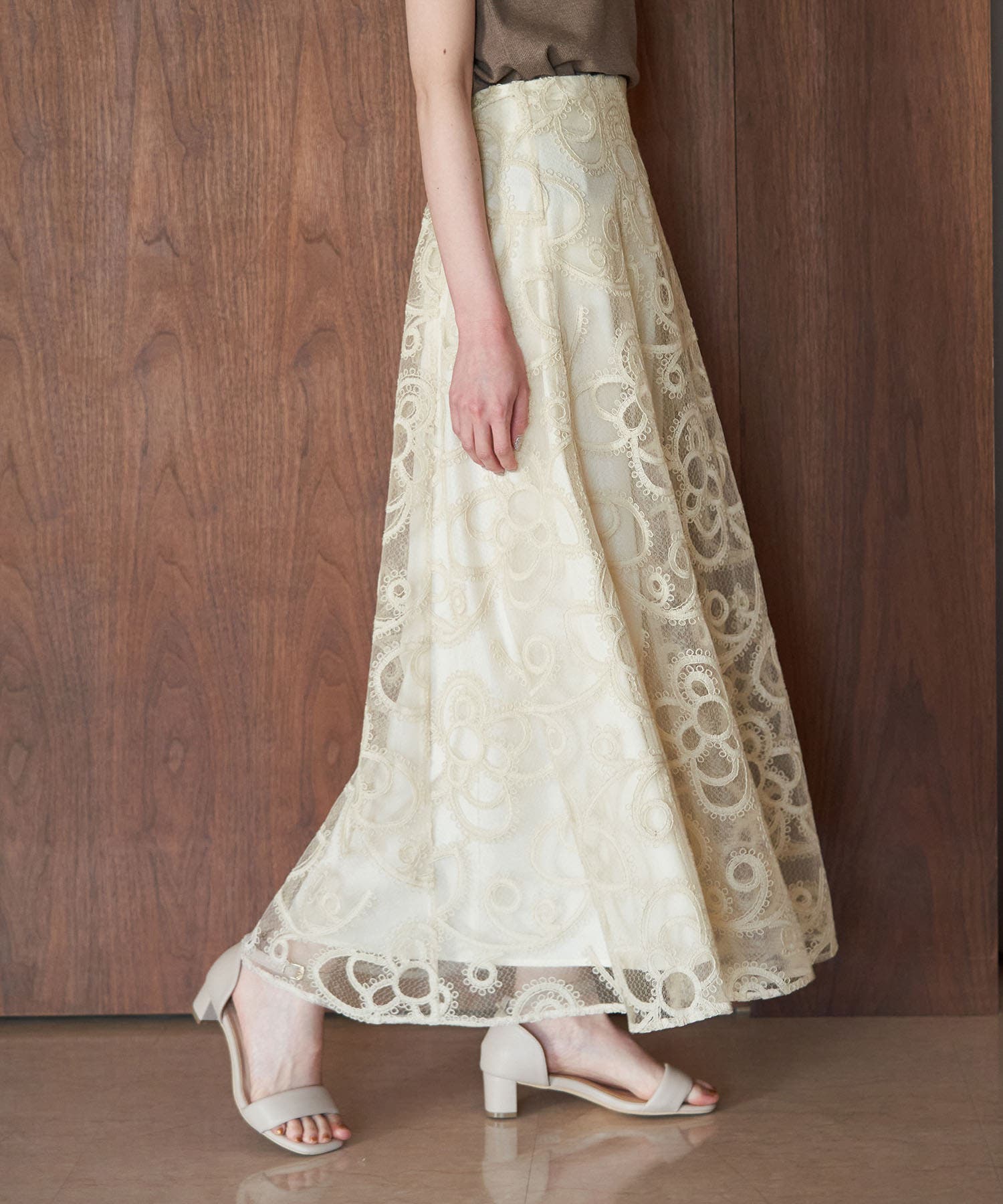 コムコム　チュール刺繍スカート emur/エミュール】チュール刺繍スカート[品番：RPCW0037255]｜ROPE