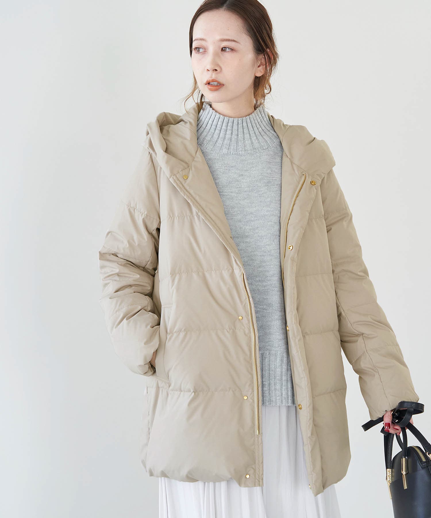 美品 イエナ ロングダウンショールフードコート 21AW ナチュラル IENA（イエナ）の「ダウンショールフードコート◇（ダウンジャケット