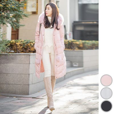 ファーのポンポンがポイント♪リアルラクーンファー中綿ダウンロング