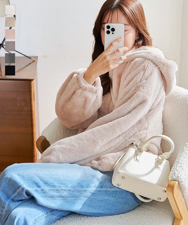 とろふわフェイクファーパーカー［K1132］[品番：KO000013151]｜KOBE