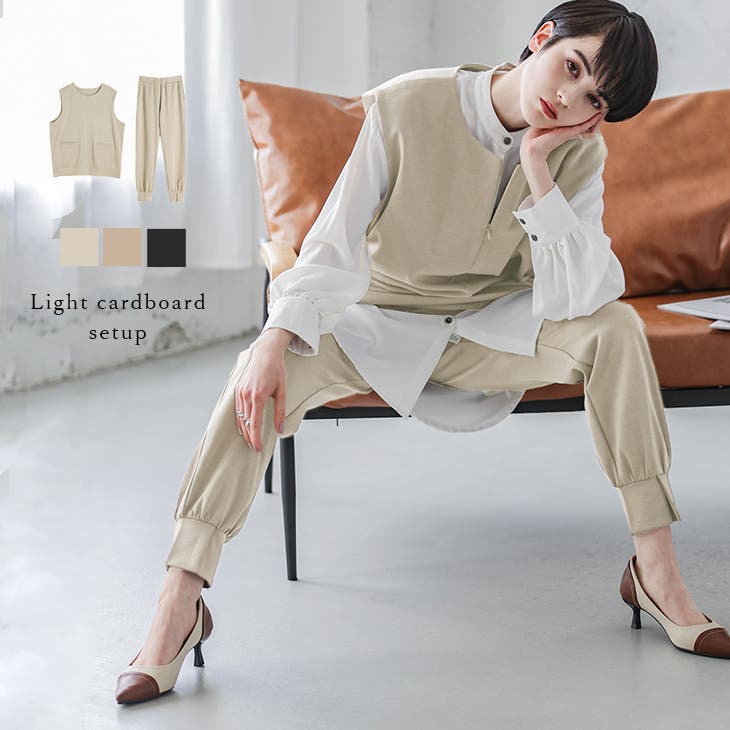 未使用✨yori ラウンドヘム天竺カットソー　ライトサックス　キャンディボタン yori(ヨリ)の「ラウンドヘム天竺カットソー【2022SM】6月下旬