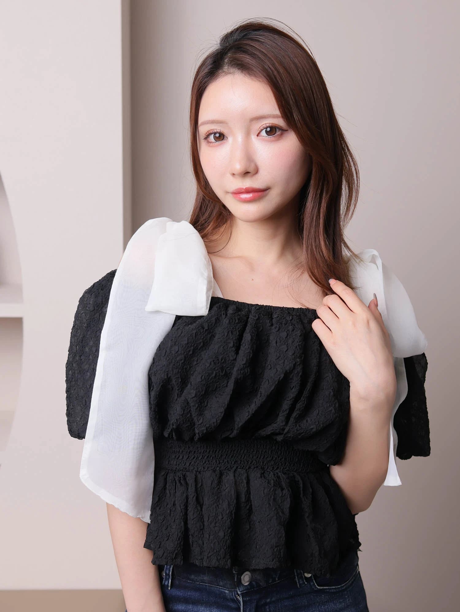 ショルダーリボンオフショルトップス[品番：LINW0002392