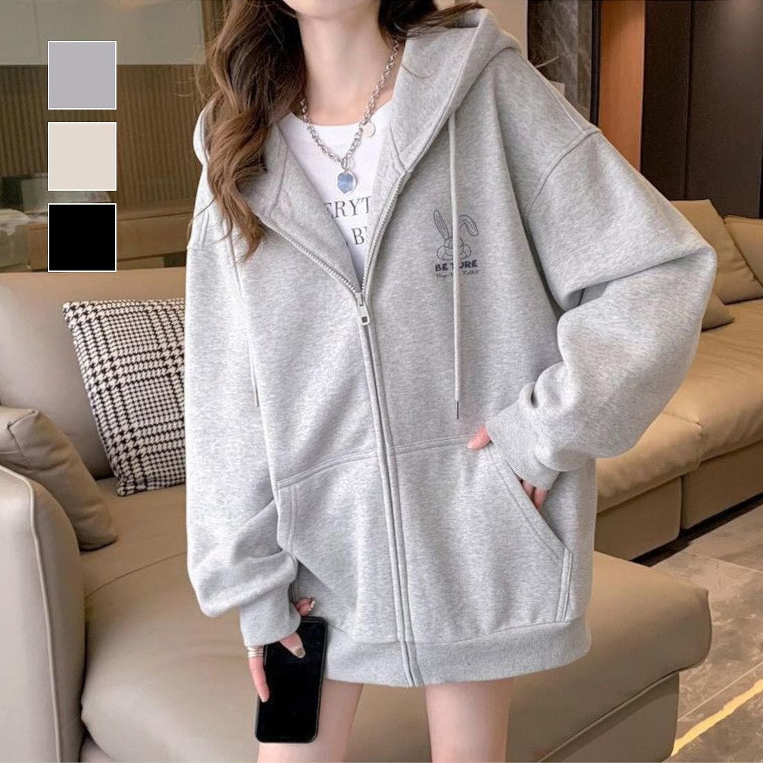 女の子っぽく可愛らしさ溢れるオーバーサイズジップアップ 女の子っぽく可愛らしさ溢れるオーバーサイズジップアップ
