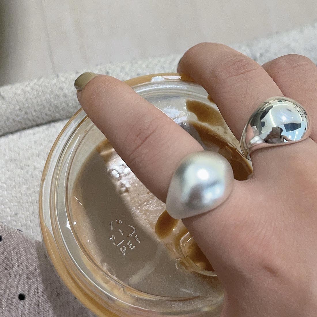 丸みの立体感が愛らしいメタルリング アクセサリー 丸み[品番