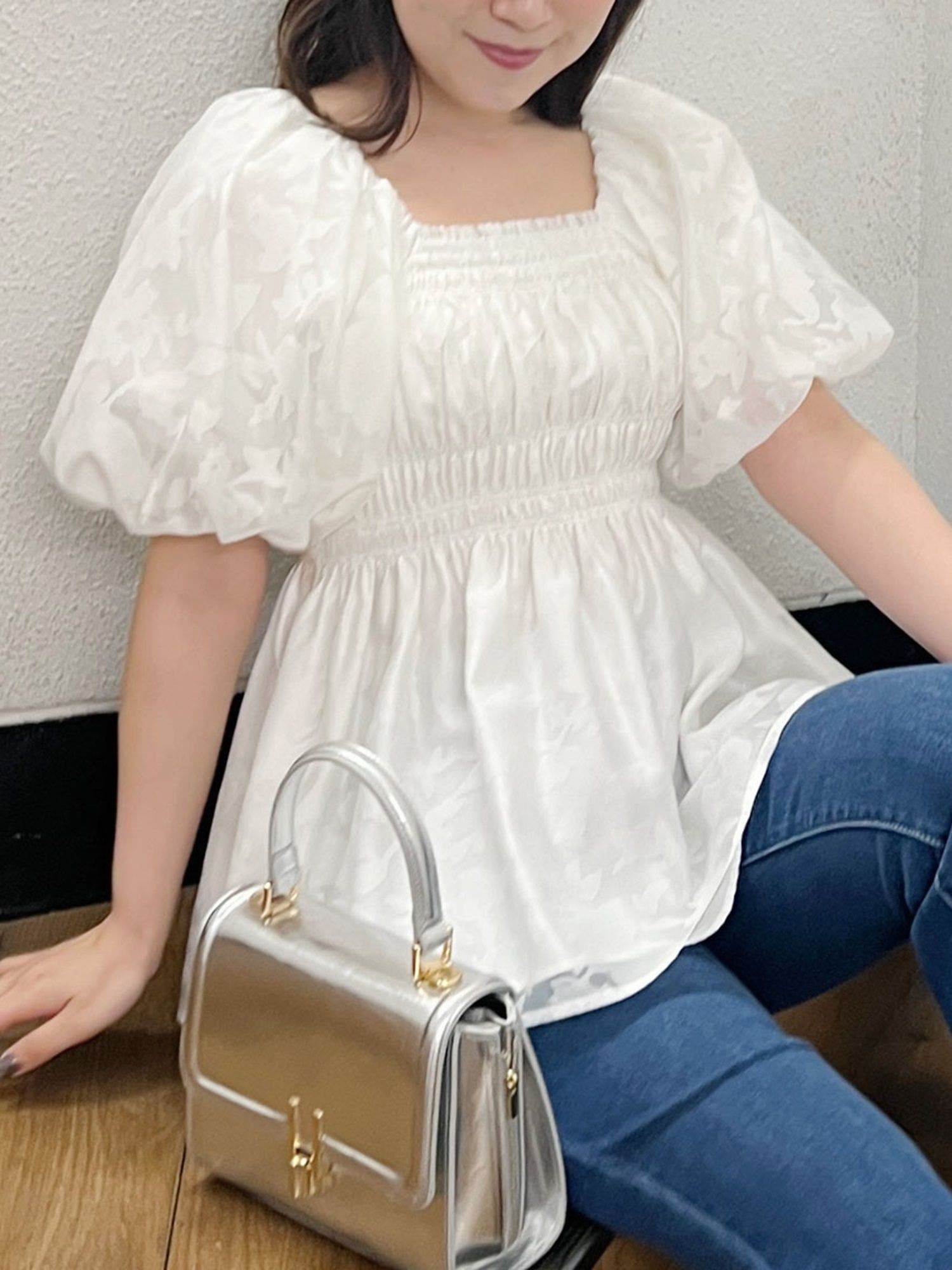 新品★ディニテコリエ ボリュームスリーブ バンドカラー スリット チュニック 新品☆ディニテコリエ ボリュームスリーブ バンドカラー