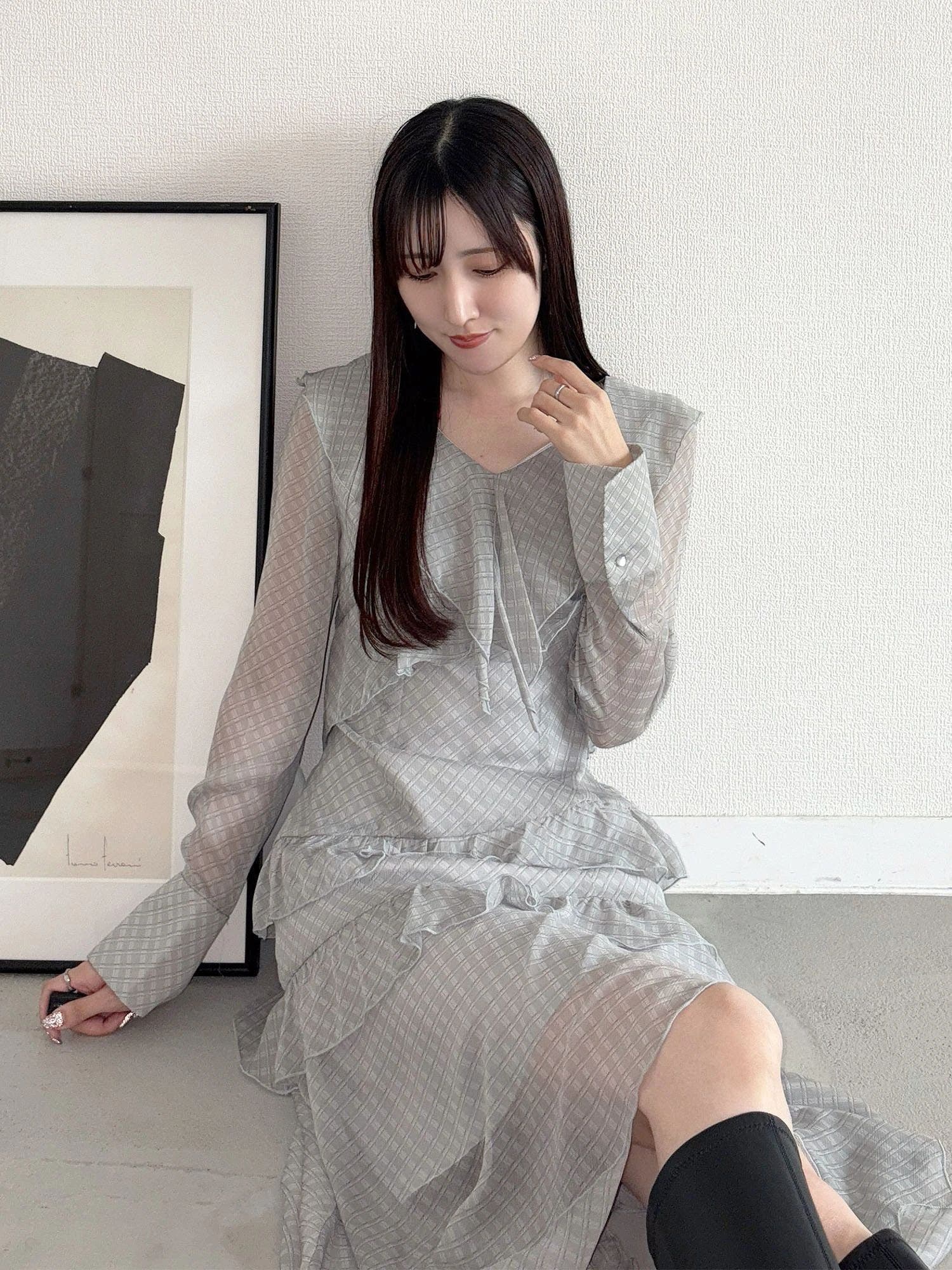 ラッフルイレヘムロングワンピース[品番：MKSW0067679]｜MERCURYDUO