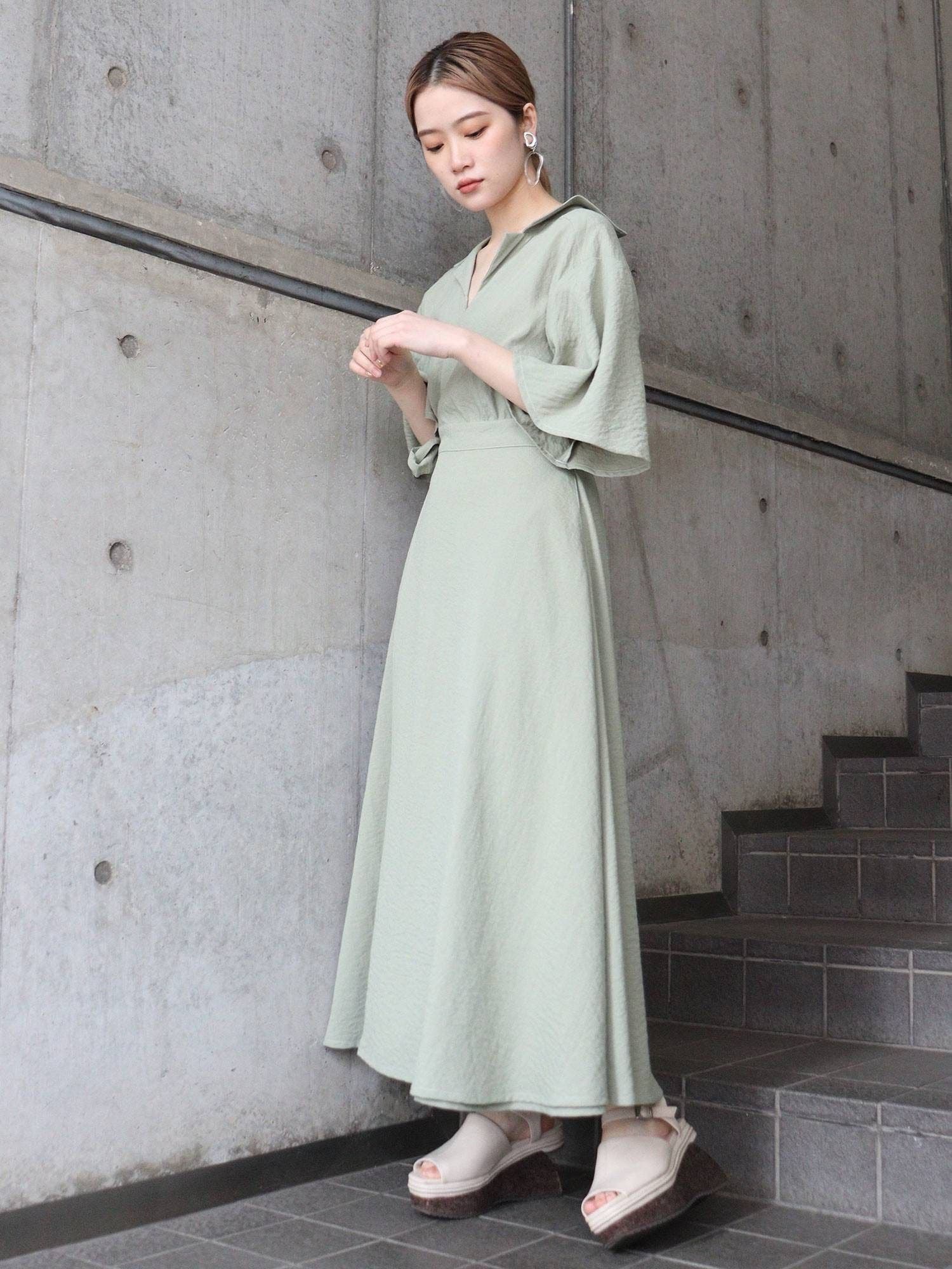 カシュクールオープンカラーワンピース[品番：MKSW0035957
