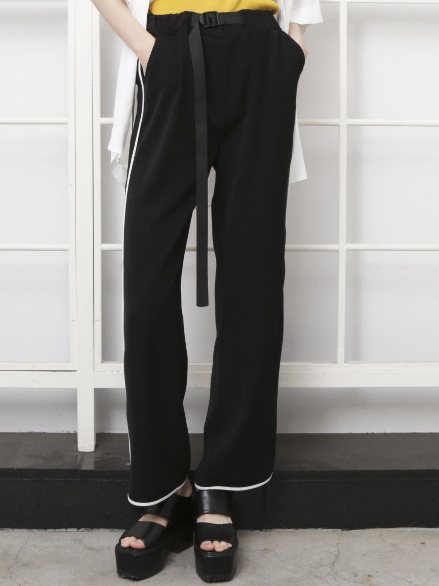 セール 登場から人気沸騰 インベルトパンツ[品番：MKSW0003386]｜EMODA（エモダ）の パンツ