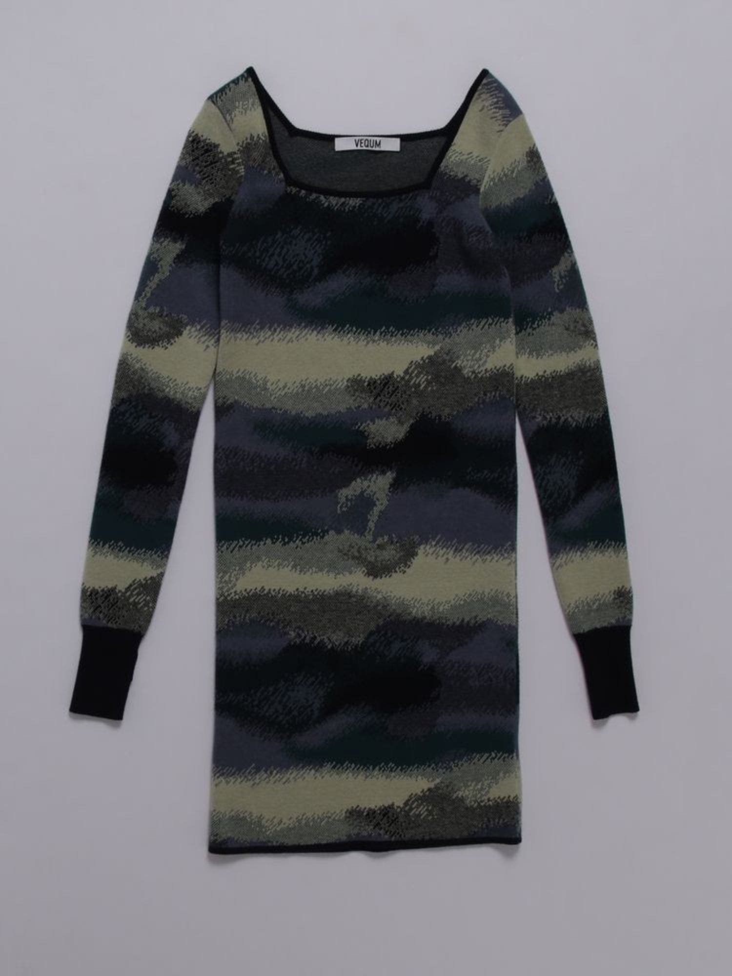 VEQUM】ABSTRACT JACQUARD KNIT ONEPIECE[品番：MKSW0048021