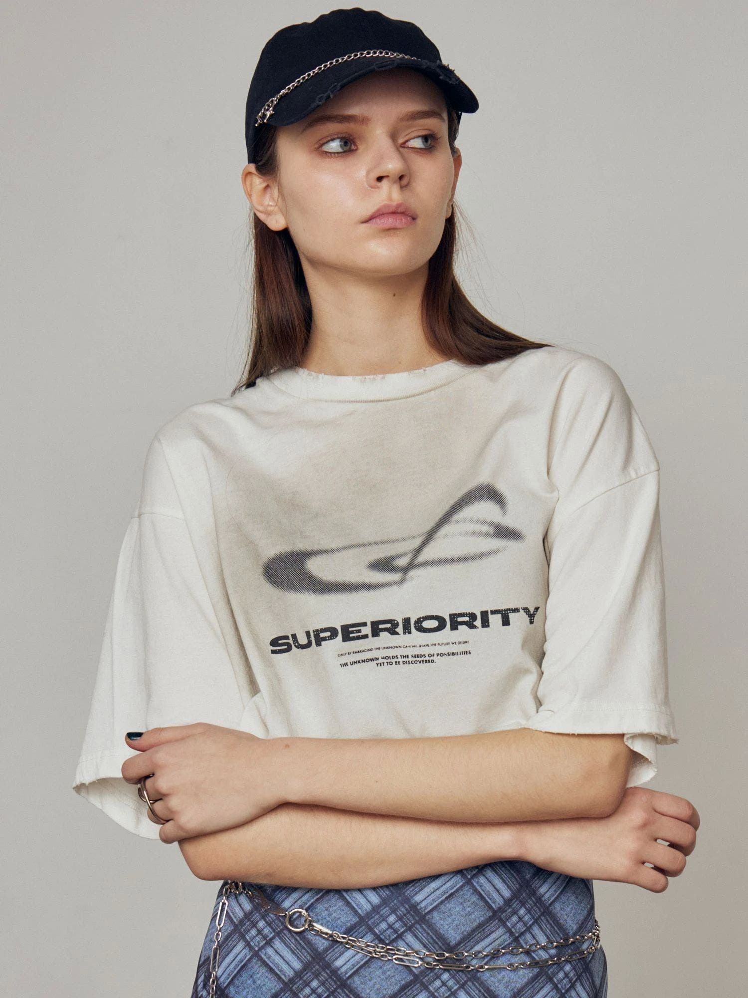 【60％OFF】 アートグラフィックオーバーTシャツ[品番：MKSW0063865]｜EMODA トップス
