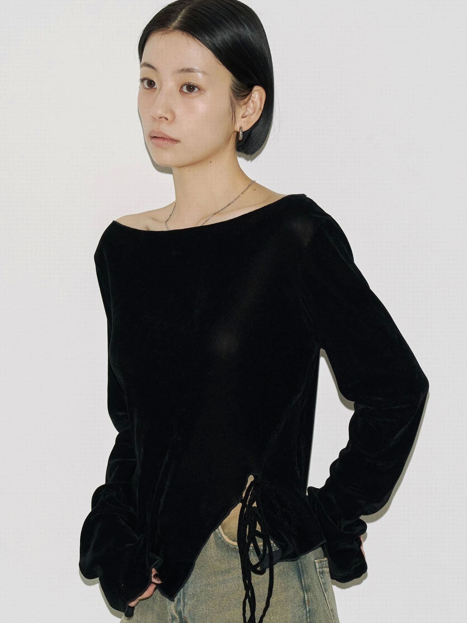 VEQUM】SIDE TIE TOP[品番：MKSW0067347]｜EMODA（エモダ）の