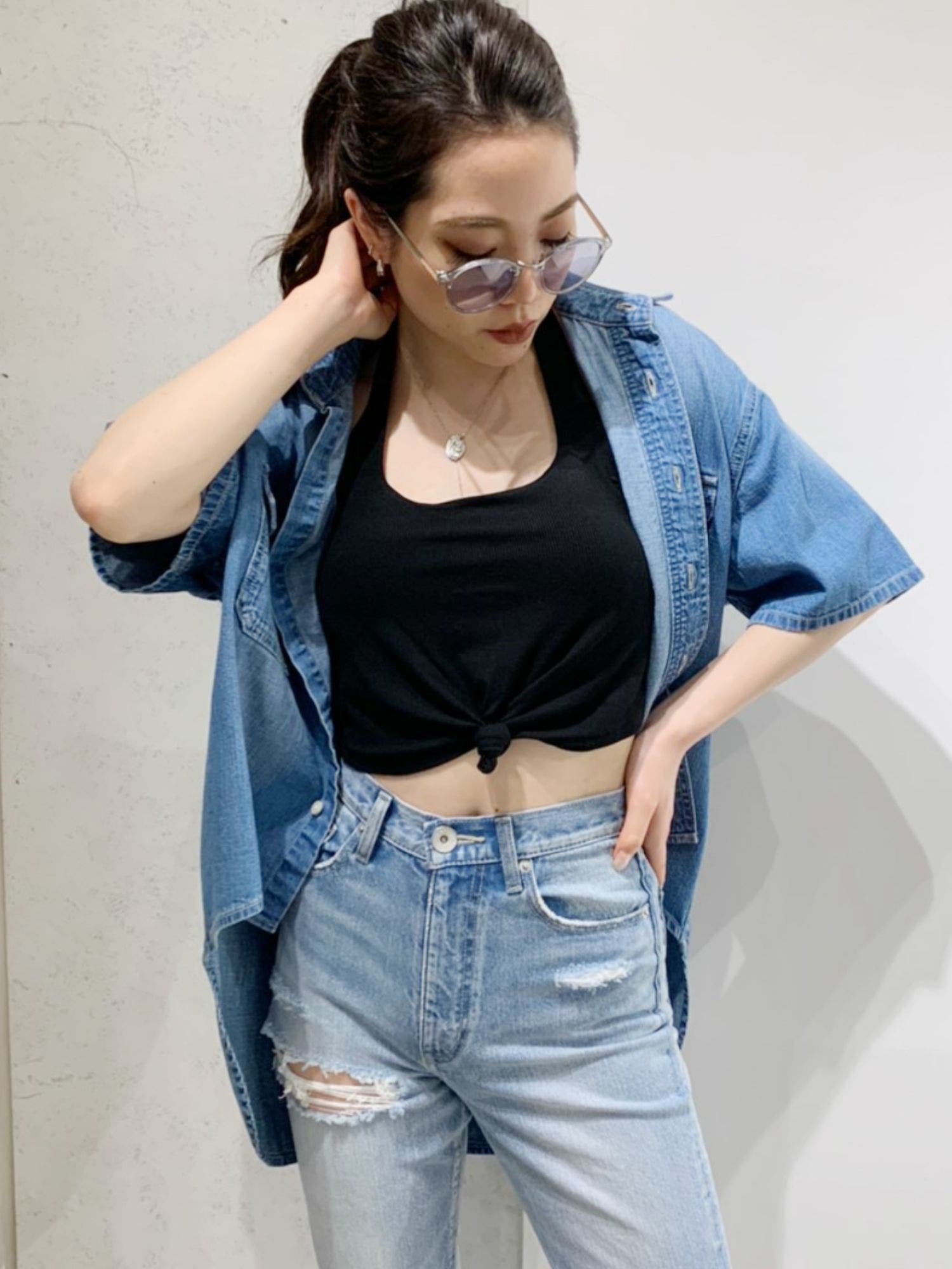 B01181 ジェイダGYDA バックロングハーフスリーブデニムシャツ B01181 ジェイダGYDA バックロングハーフスリーブデニムシャツ