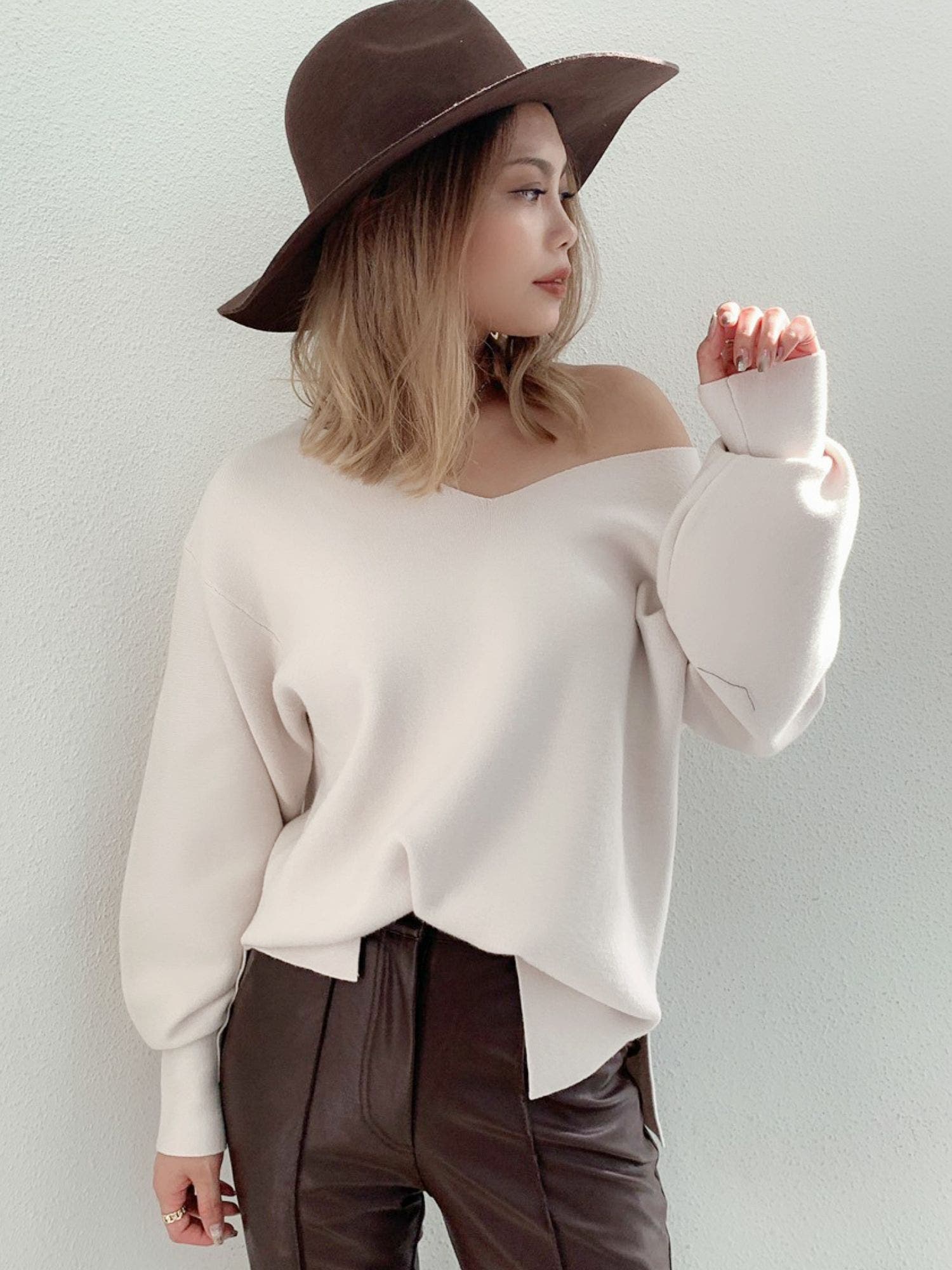 Bibiy. MAGNOLIA TOP トップス　オフショル Bibiy MAGNOLIA TOP パフスリーブ オフショルダ 花 ホワイト - メルカリ