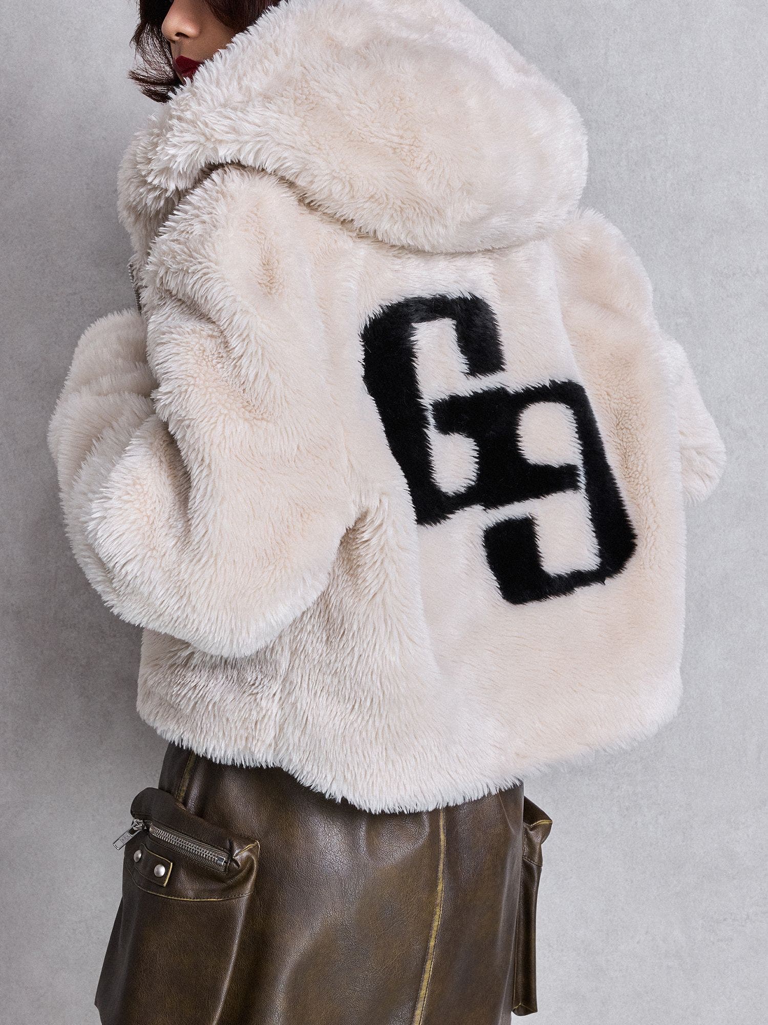 GGエコファーショートフードコート[品番：MKSW0066486]｜GYDA