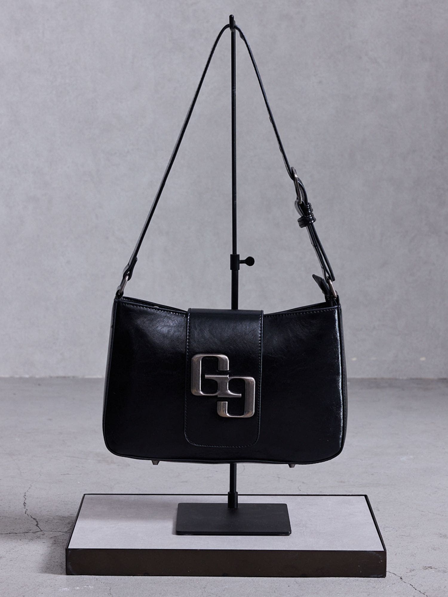 限定品　GYDA キルティング ハンドバッグ ジェイダ GYDA キルティングrectangle BAG （ブラック