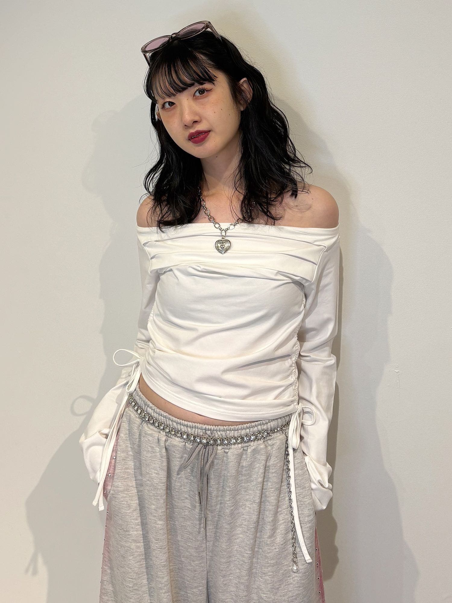 オフショルギャザーカットソー[品番：MKSW0069214]｜jouetie