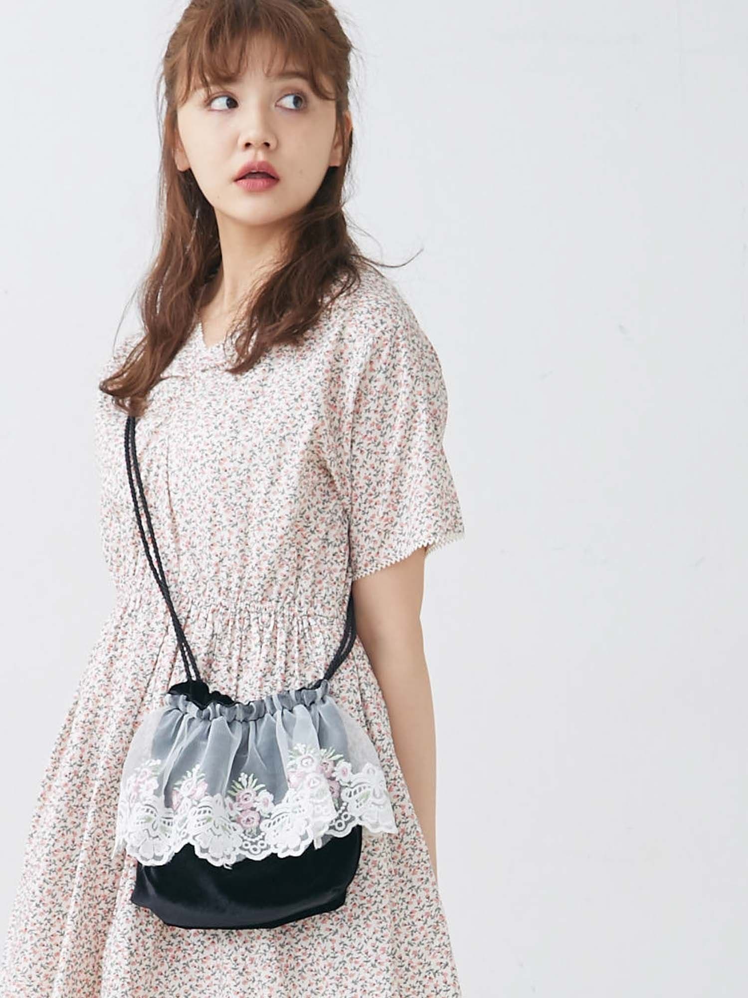 merry jenny 牡蠣 ポシェット merry jenny（メリージェニー）の