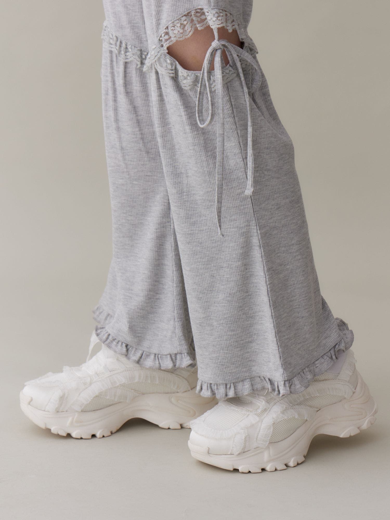 frill frill スニーカー[品番：MKSW0064023]｜merry jenny