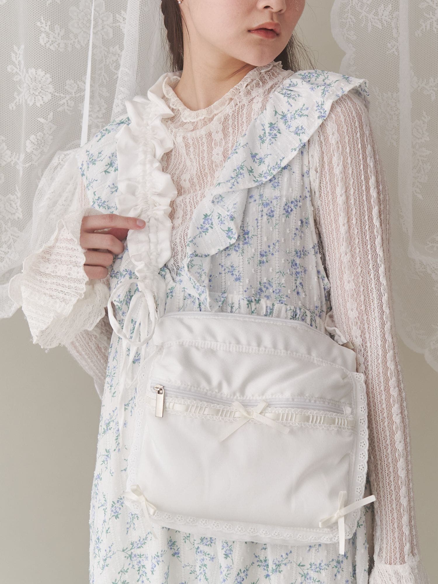 美品】Tnewties リリーは馬を引きながら歩く ジャケット Mサイズ